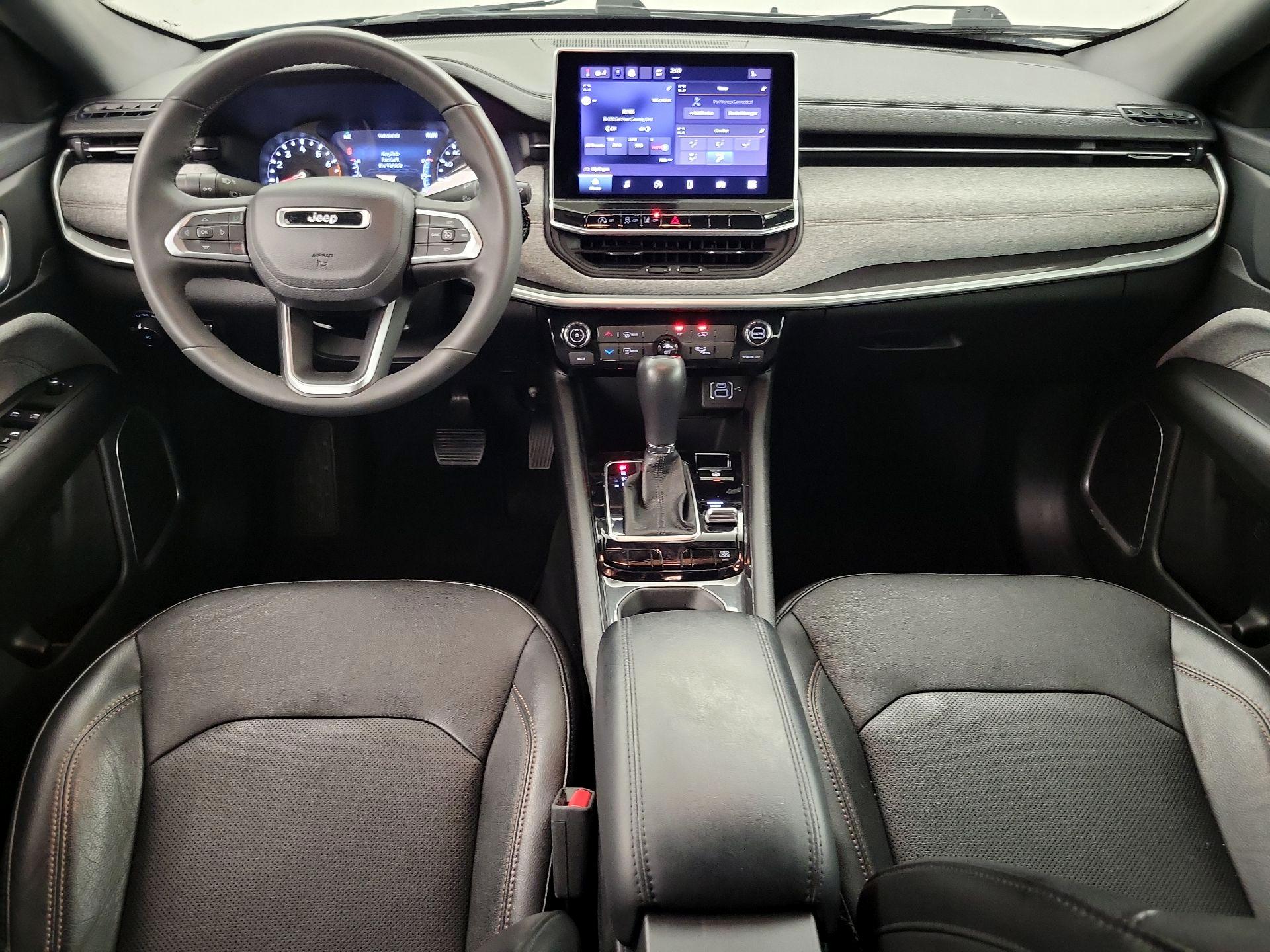 Thumbnail: 2023 Jeep Compass - 9