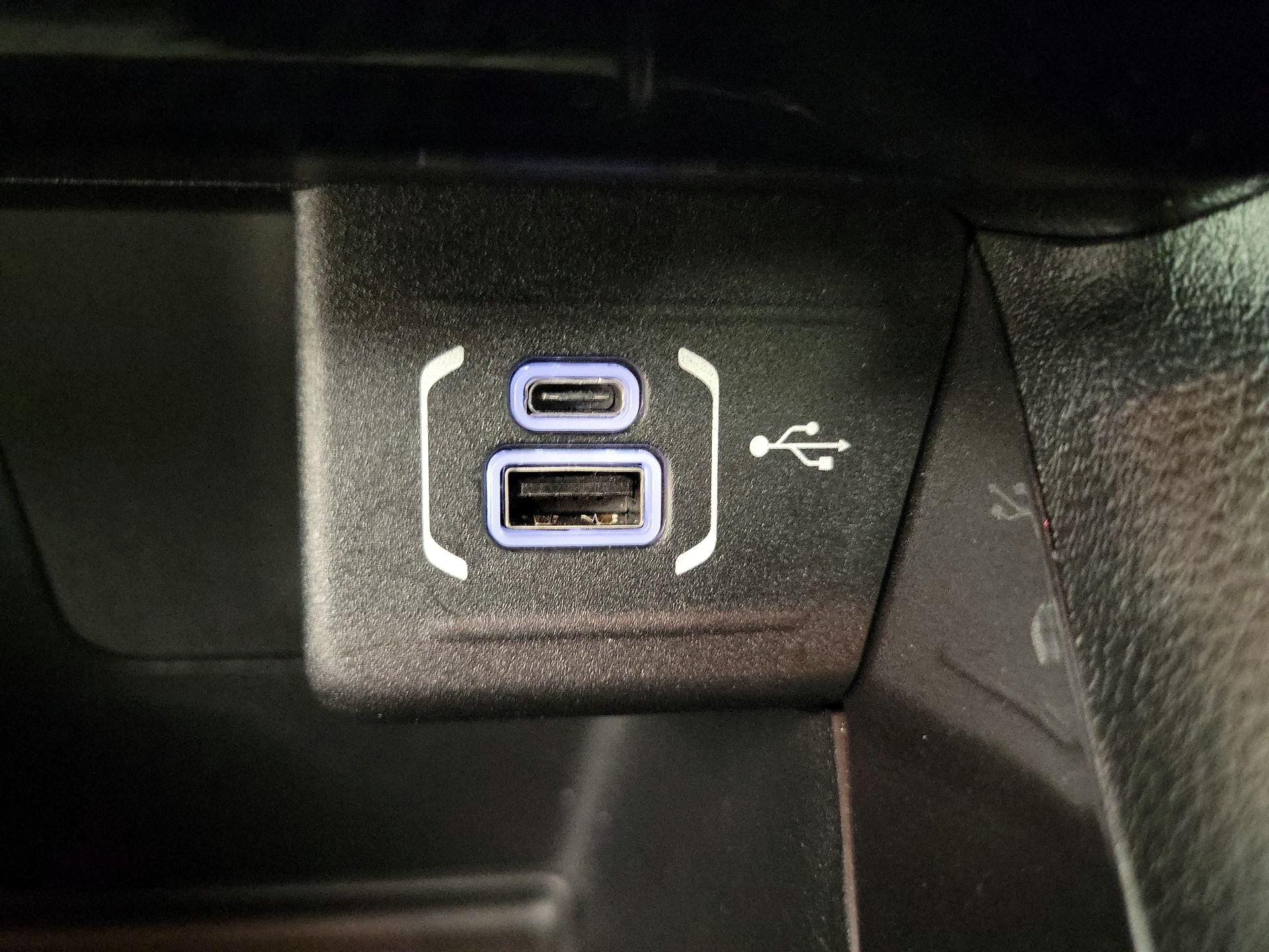 Thumbnail: 2023 Jeep Compass - 18