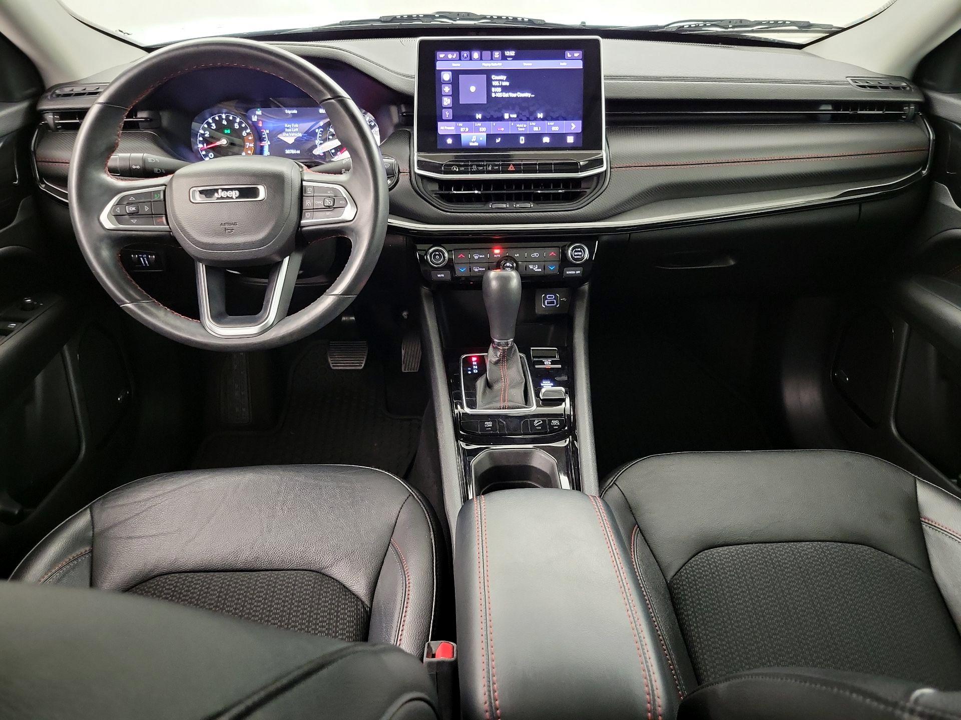 Thumbnail: 2022 Jeep Compass - 9