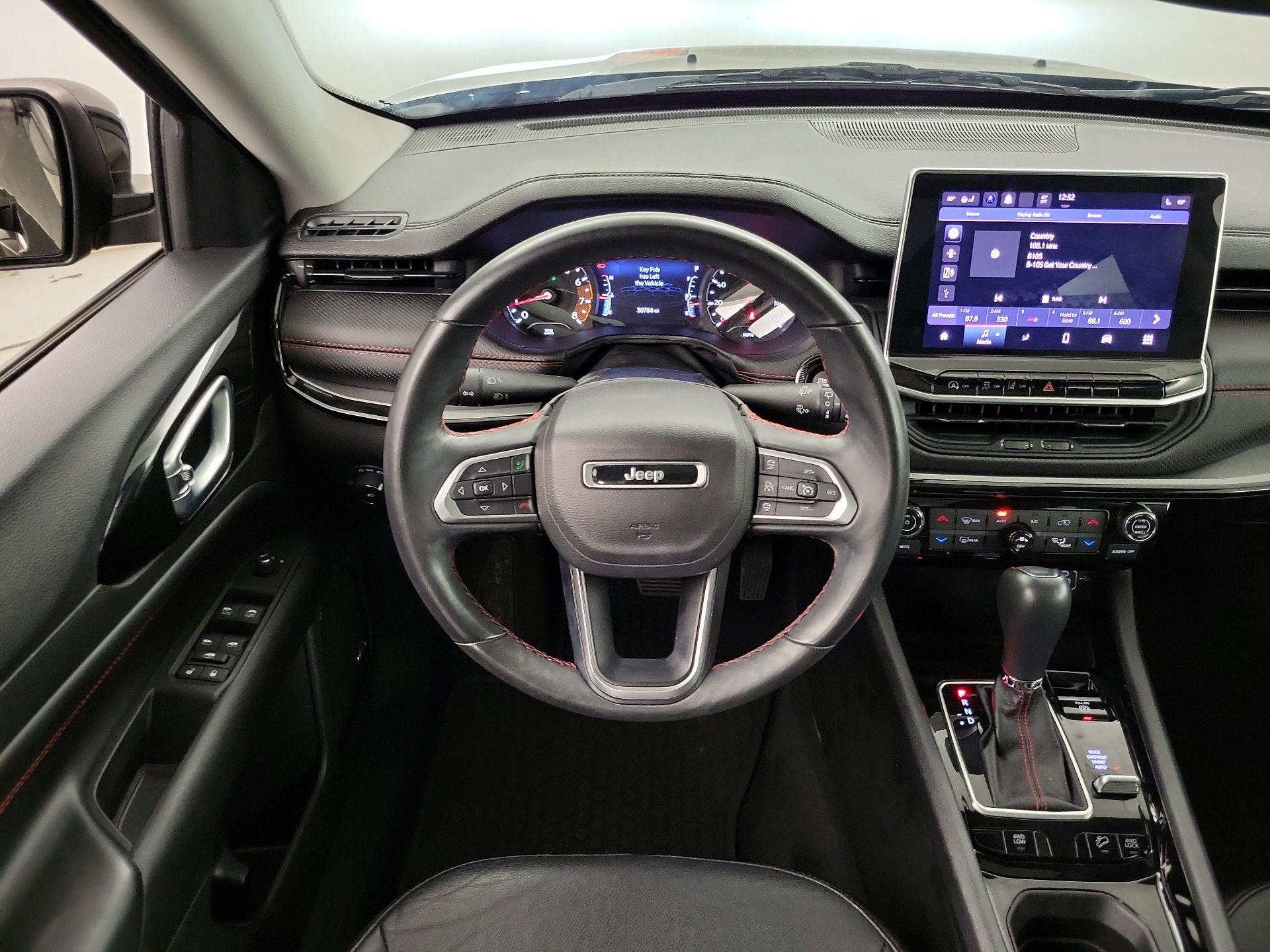 Thumbnail: 2022 Jeep Compass - 10