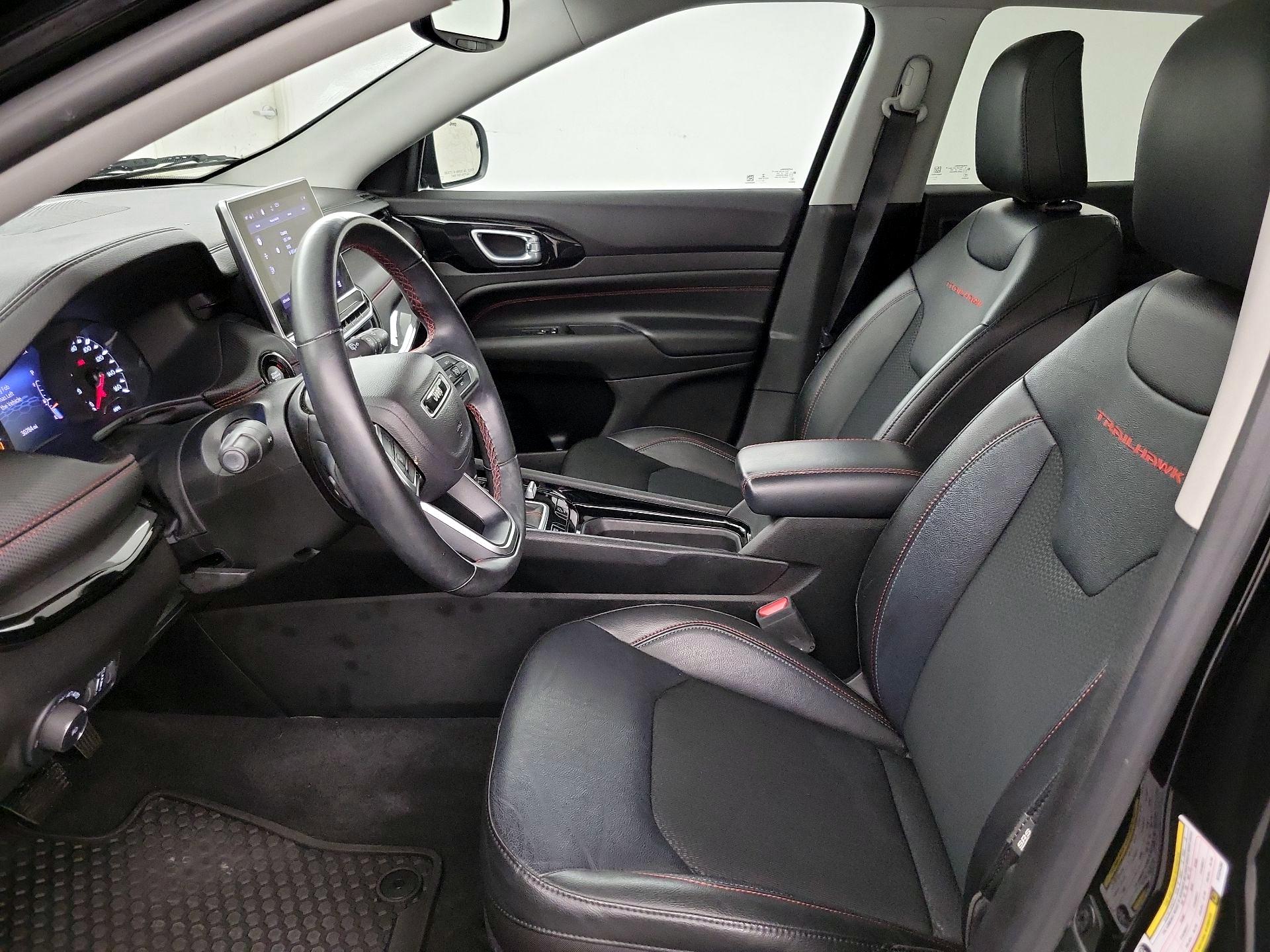 Thumbnail: 2022 Jeep Compass - 11