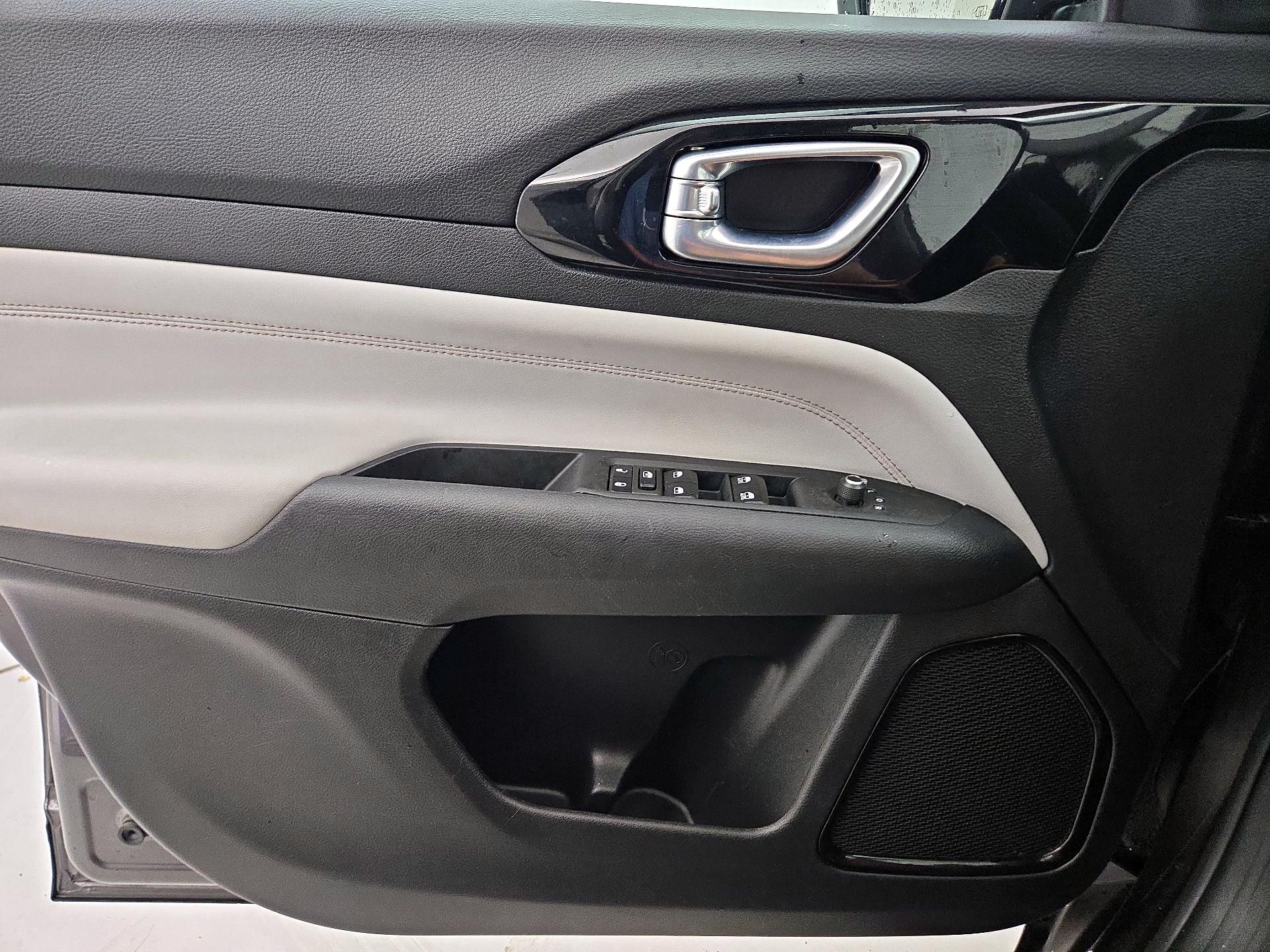 Thumbnail: 2022 Jeep Compass - 12
