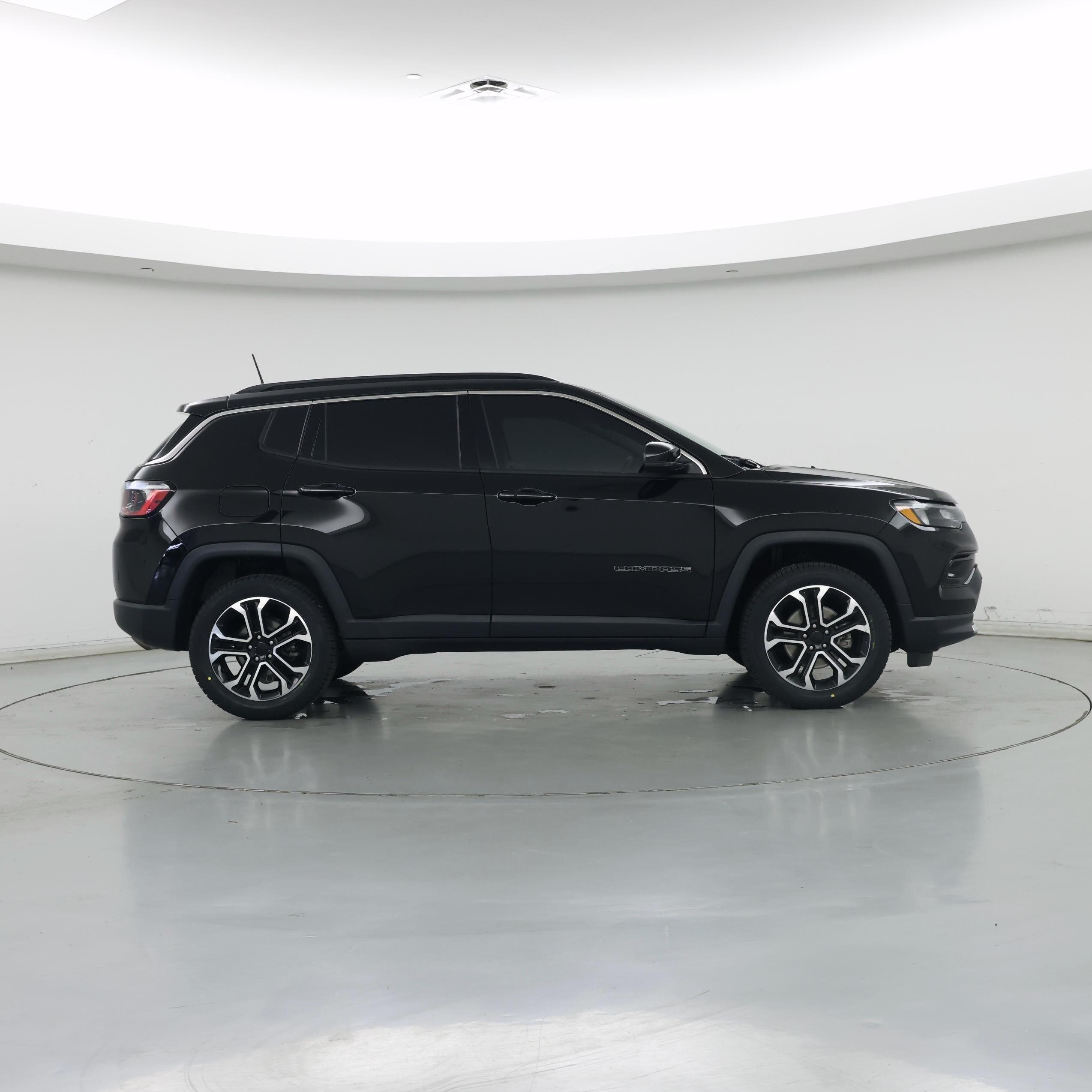 Thumbnail: 2022 Jeep Compass - 7