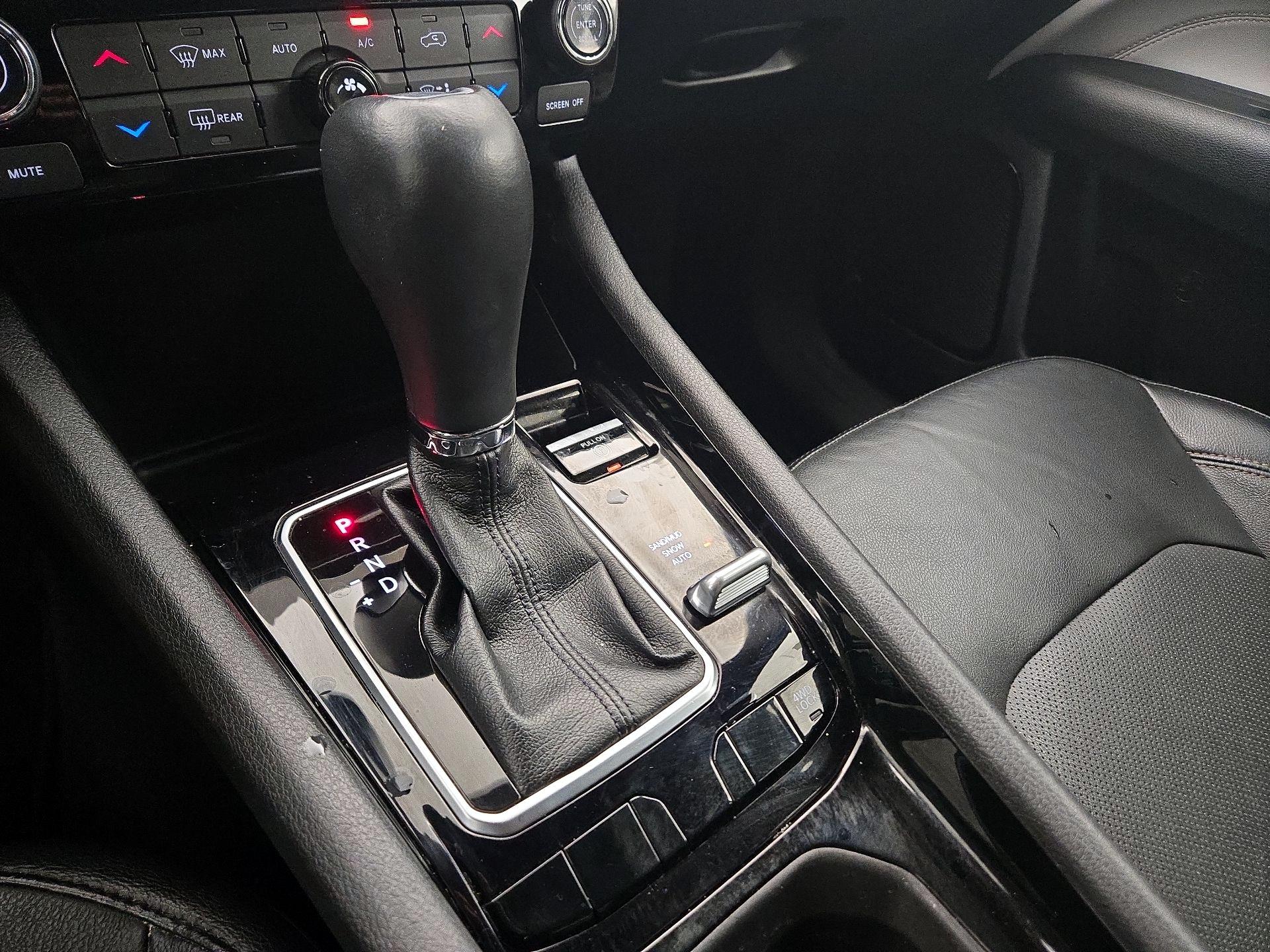 Thumbnail: 2023 Jeep Compass - 17