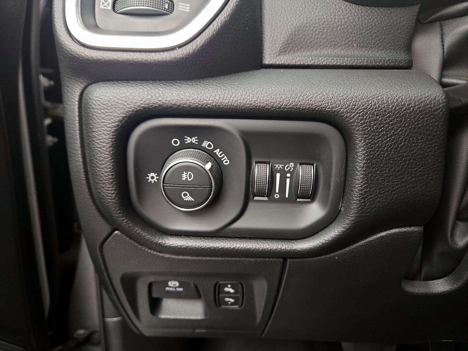 Thumbnail: 2023 RAM 1500 - 13