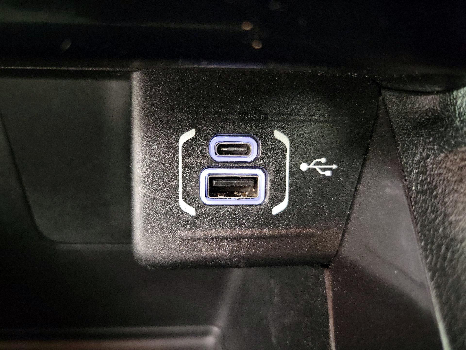 Thumbnail: 2022 Jeep Compass - 18