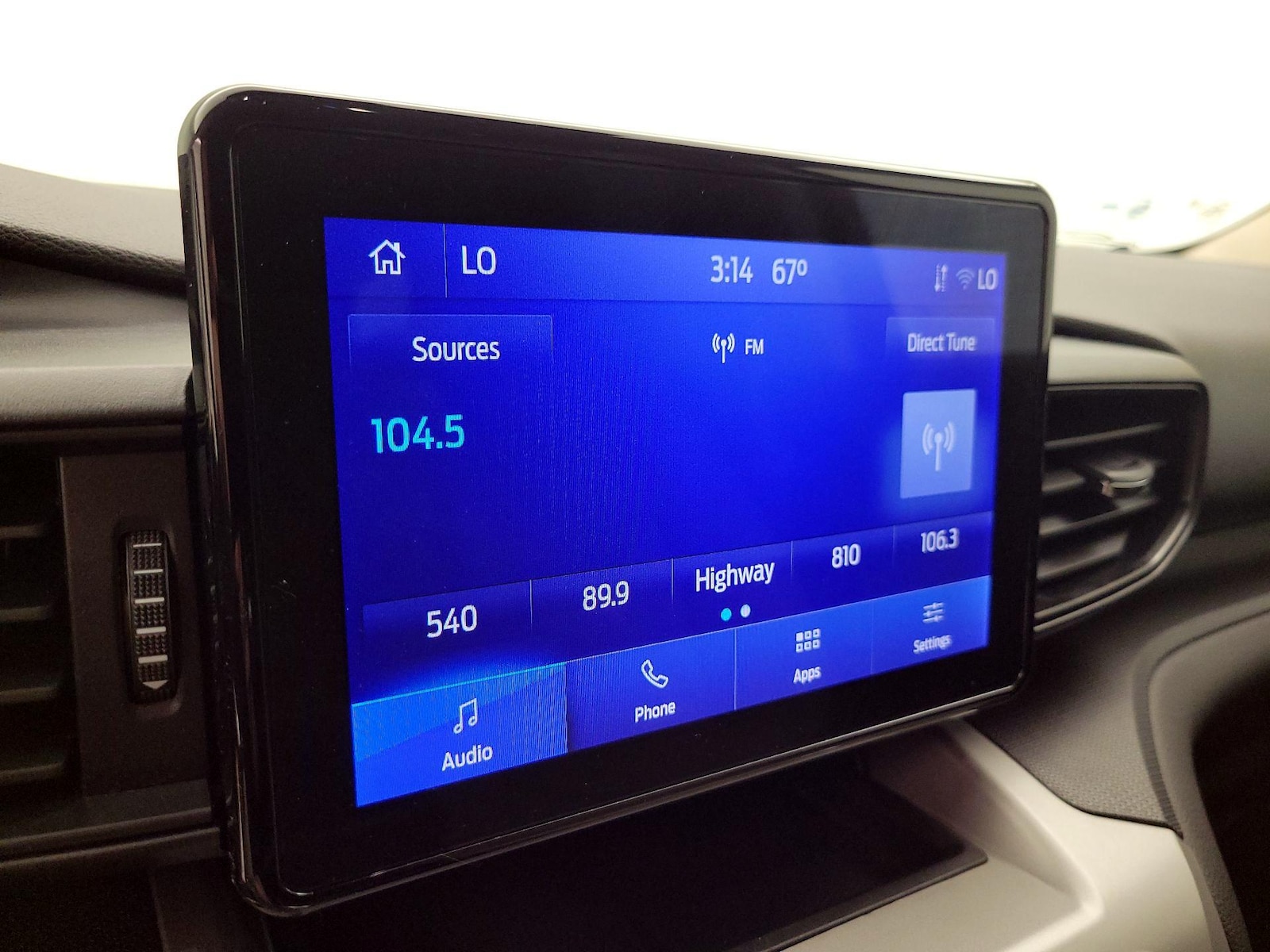 2023 Ford Explorer Base - Photo 16
