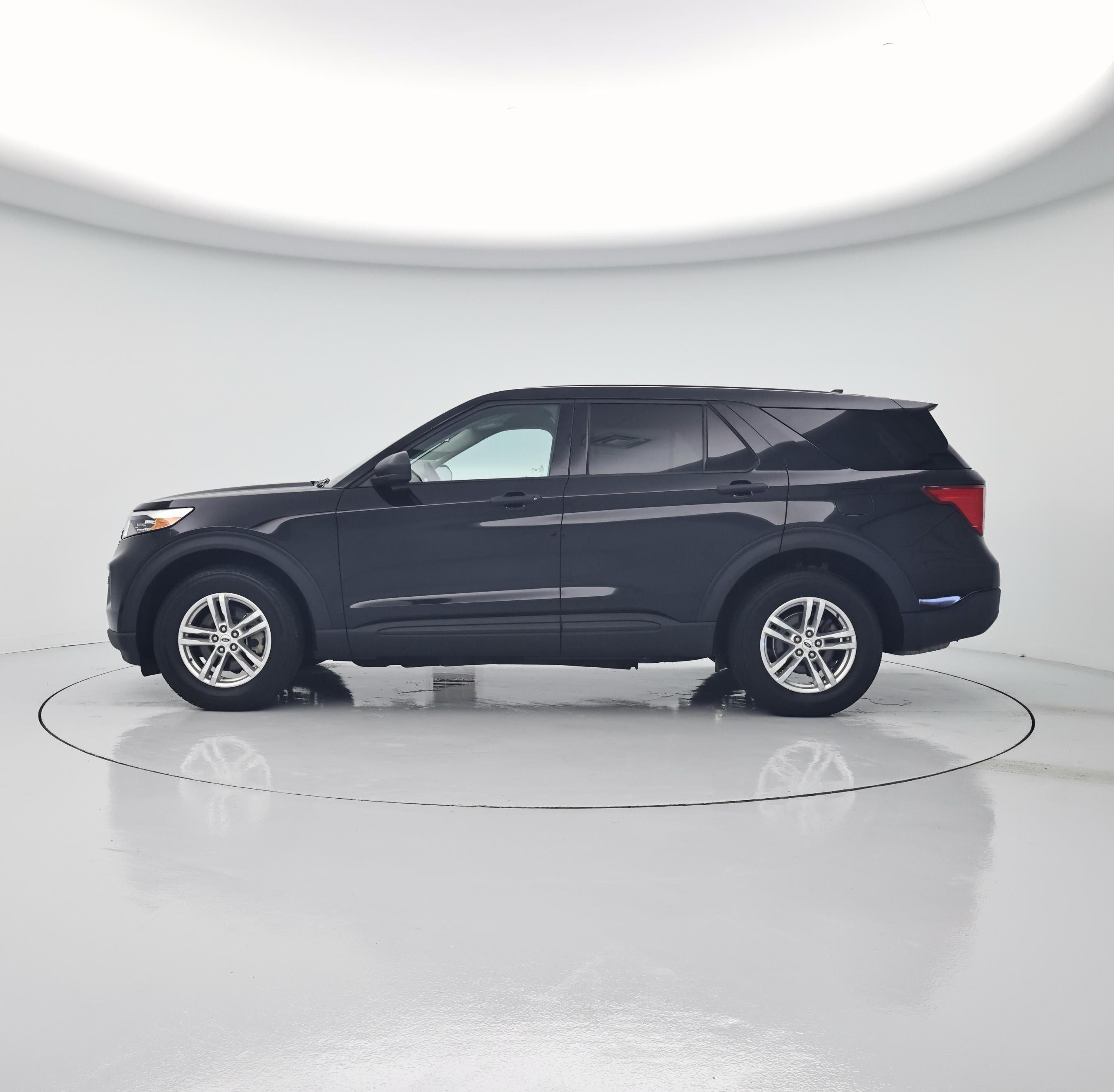 Thumbnail: 2023 Ford Explorer - 3
