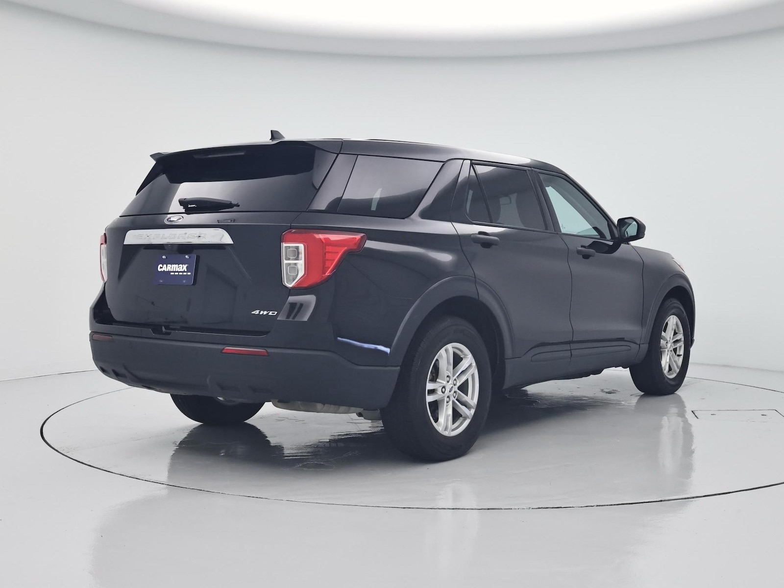 2023 Ford Explorer Base - Photo 9