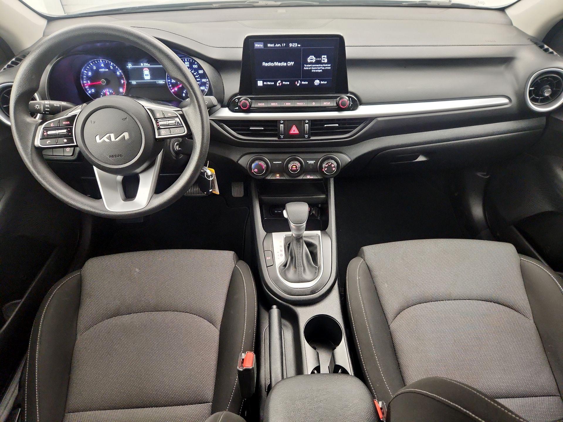 Thumbnail: 2024 Kia Forte - 9