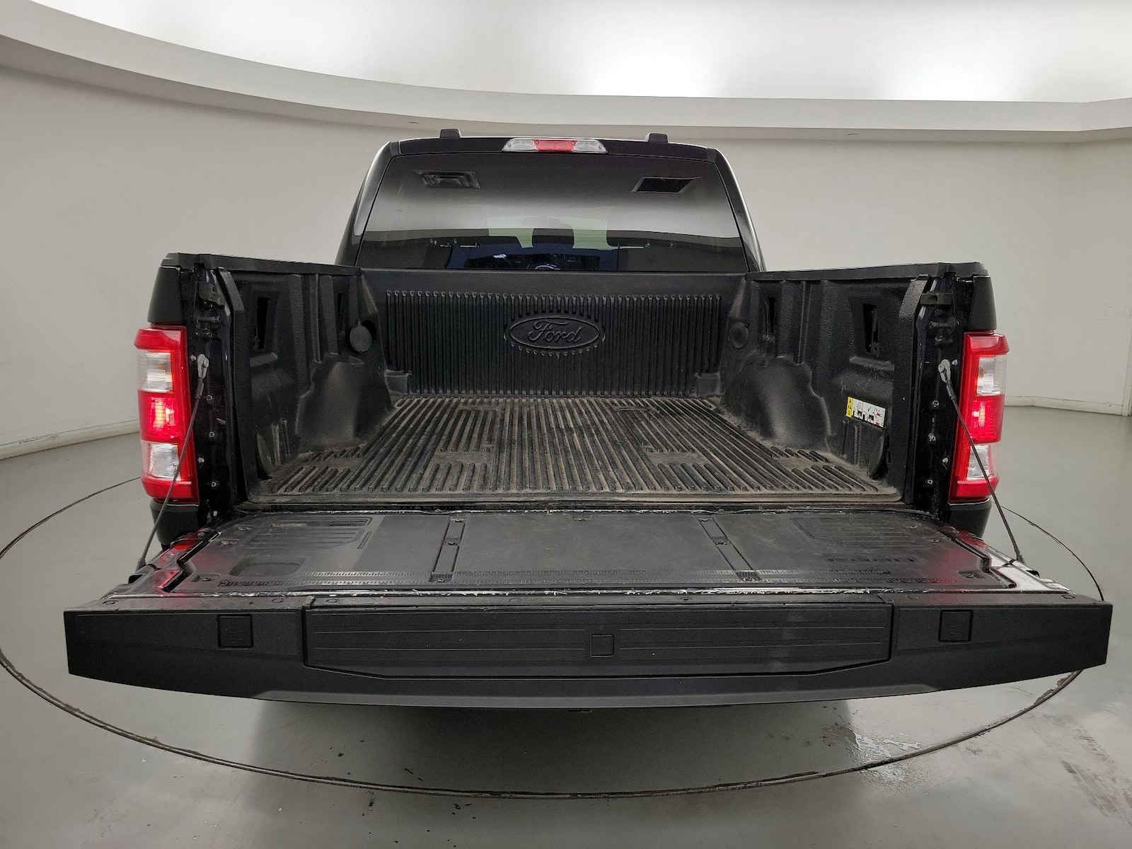 2023 Ford F-150 XL - Photo 22
