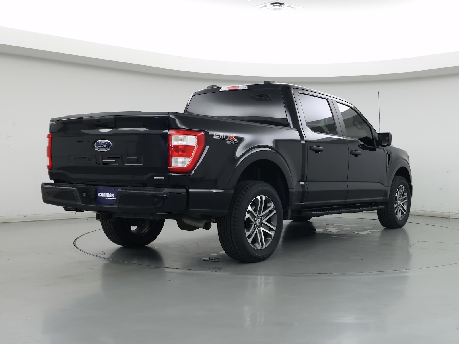 2023 Ford F-150 XL - Photo 9
