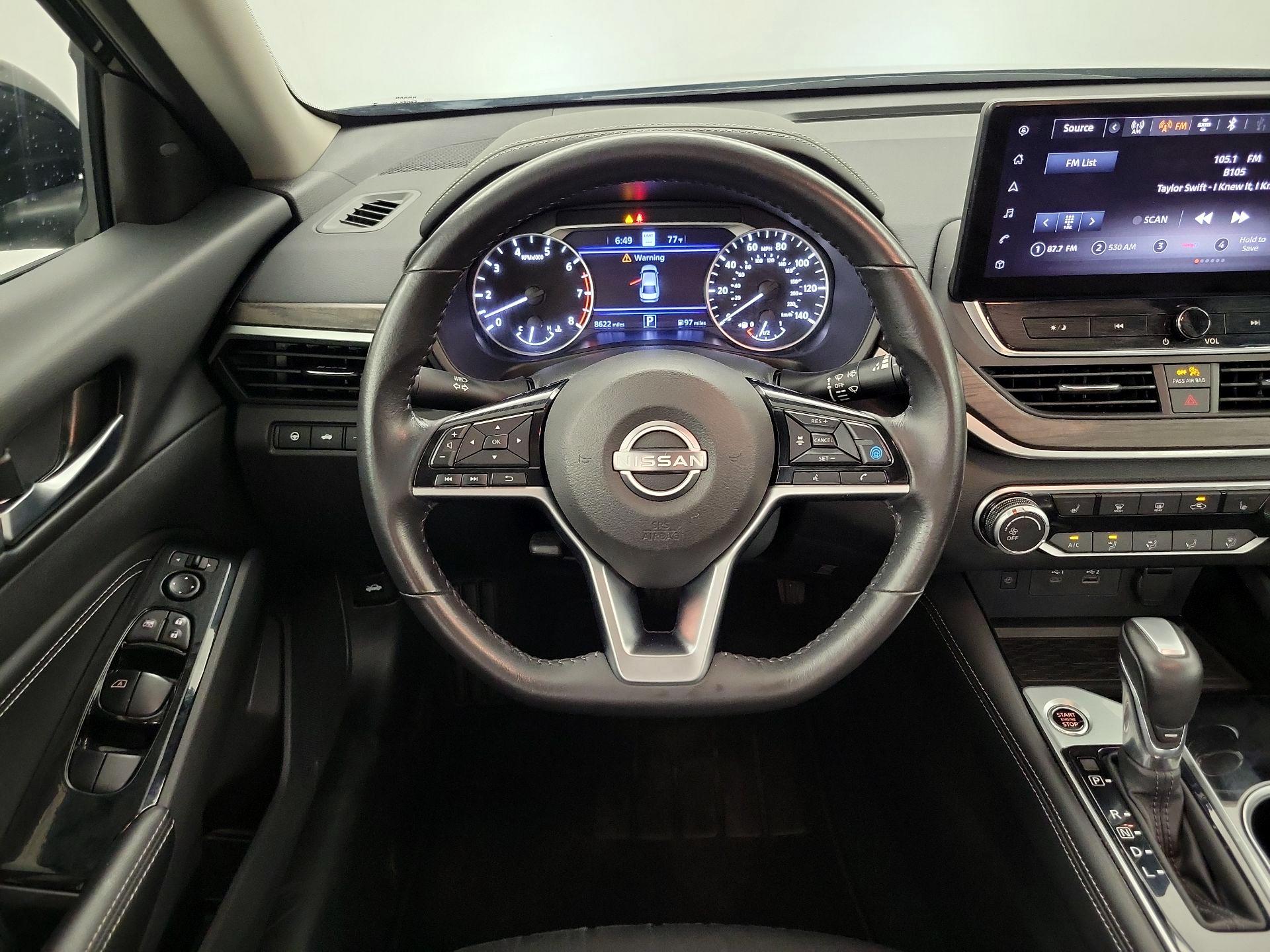 Thumbnail: 2023 Nissan Altima - 10
