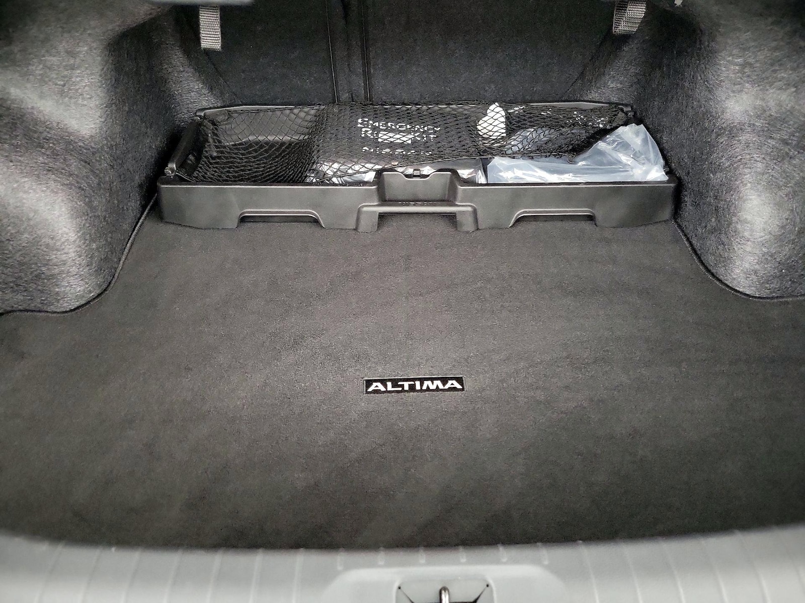 2023 Nissan Altima SV - Photo 23