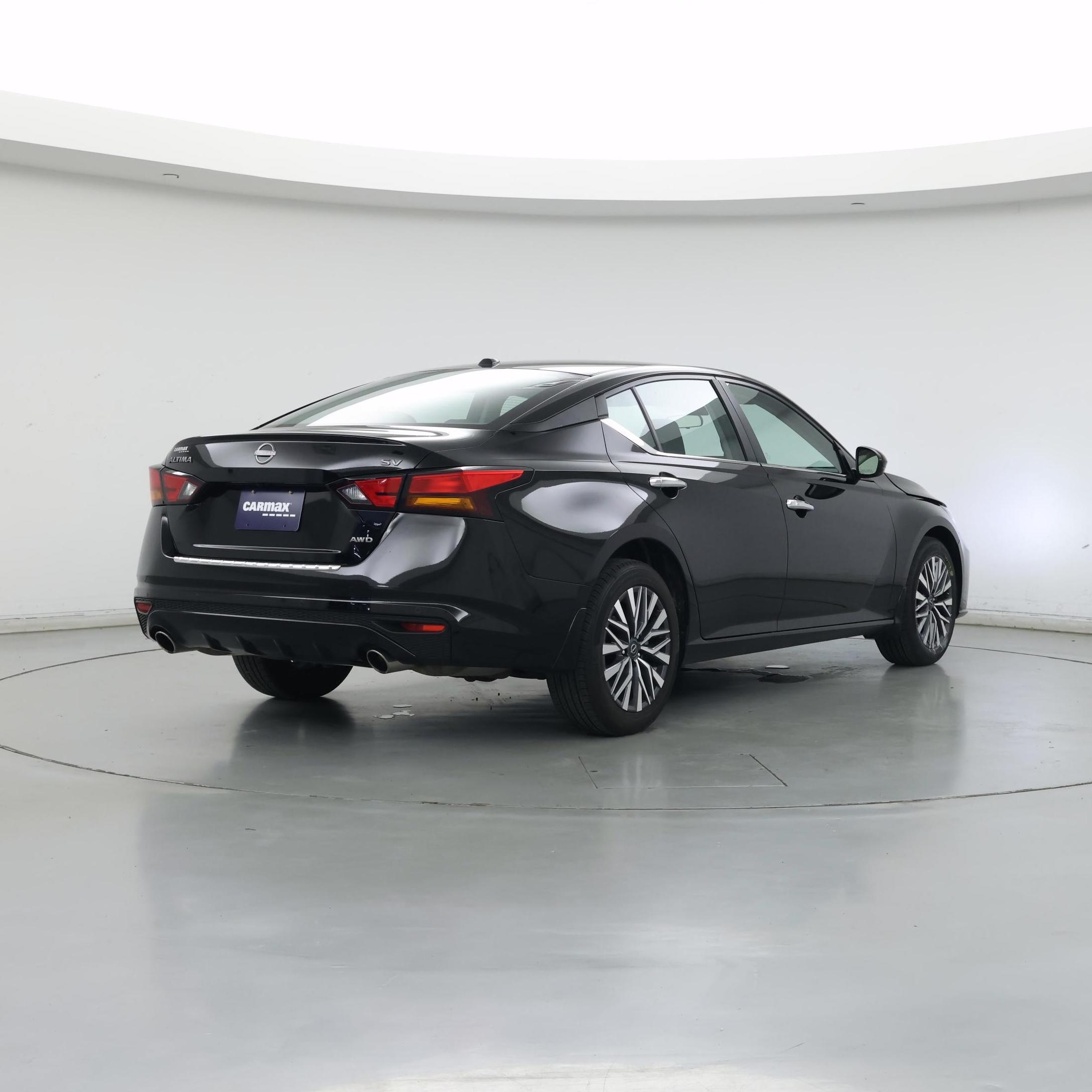Thumbnail: 2023 Nissan Altima - 8