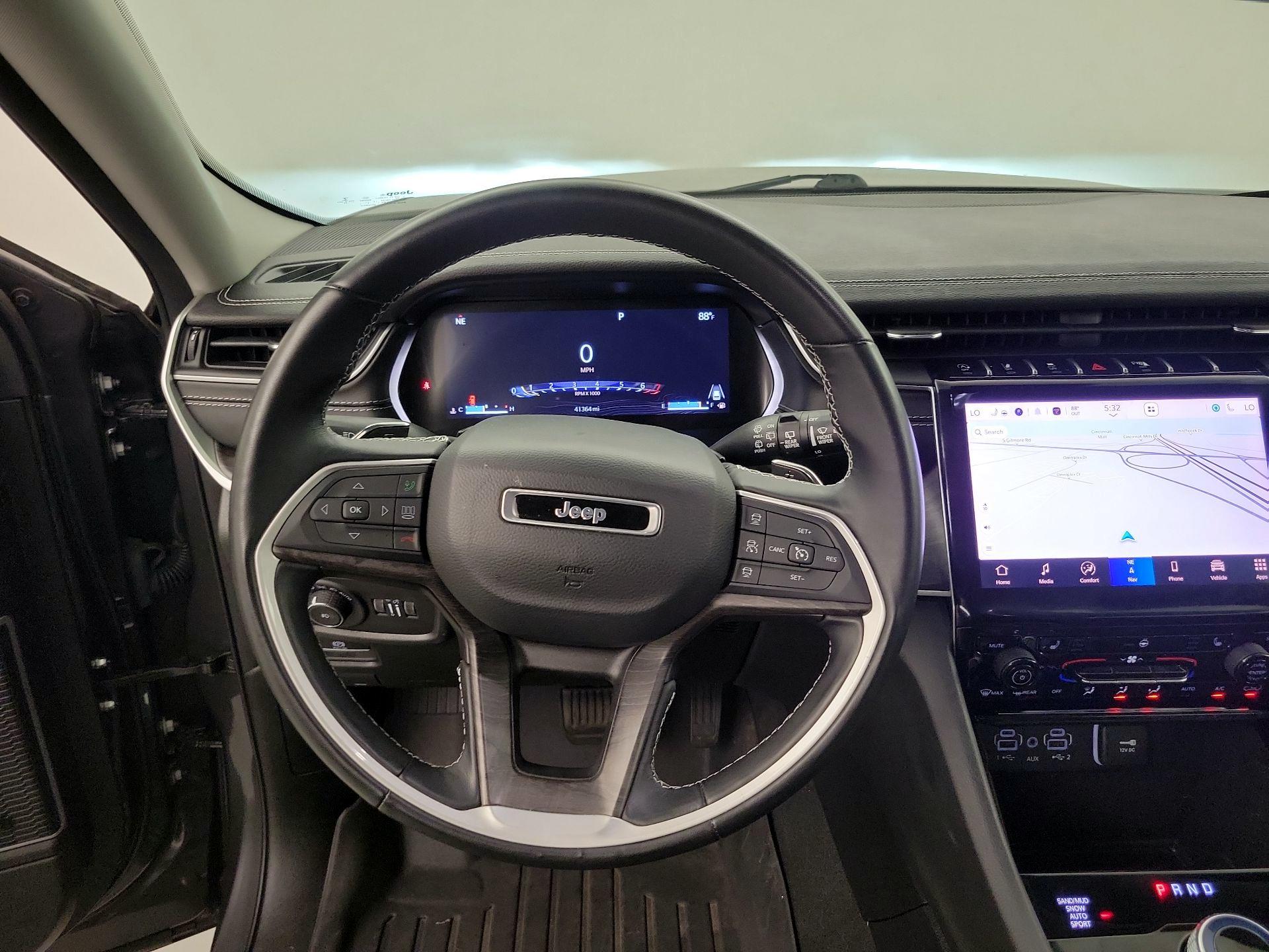 Thumbnail: 2022 Jeep Grand Cherokee L - 10