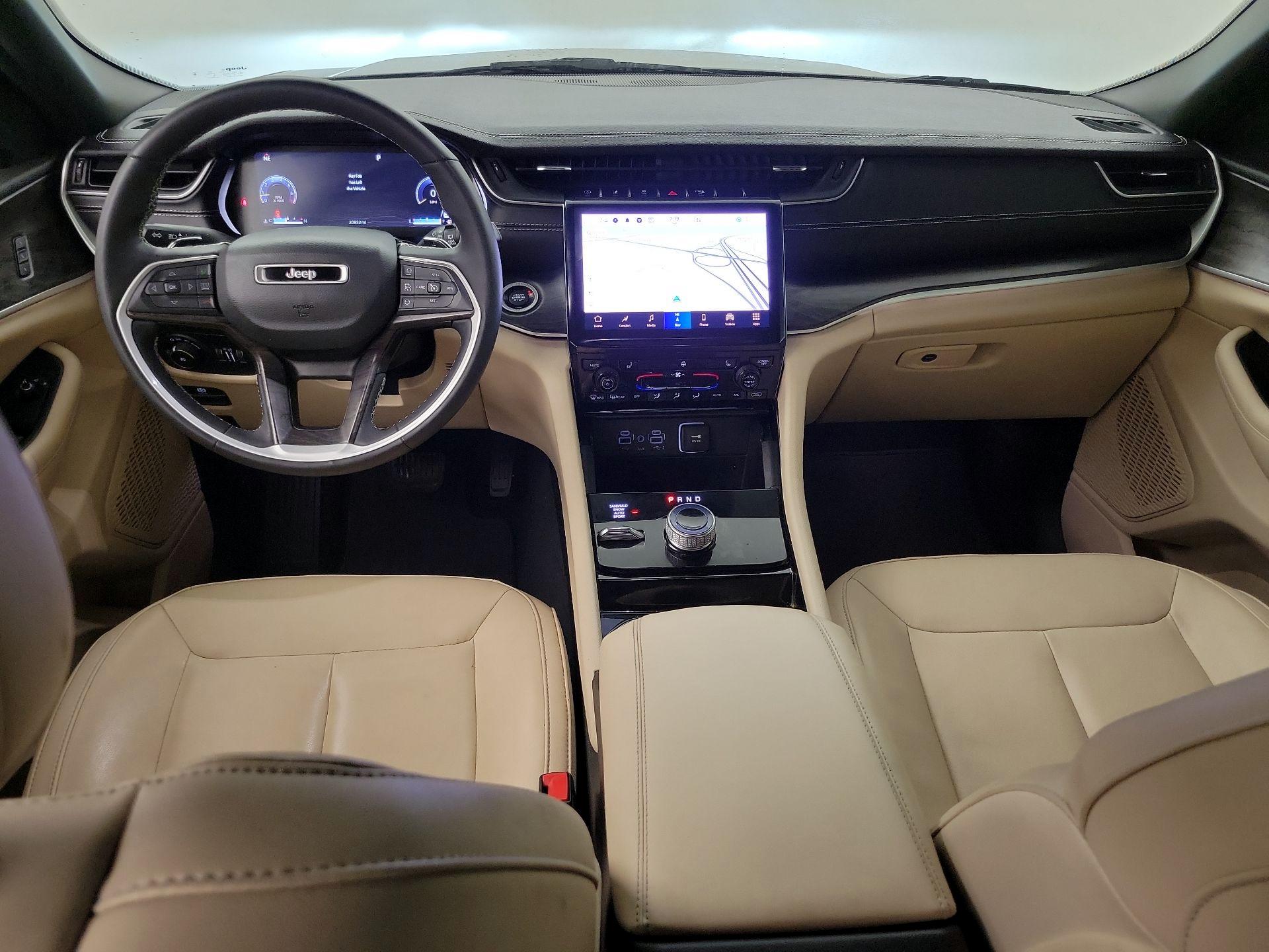Thumbnail: 2023 Jeep Grand Cherokee L - 9