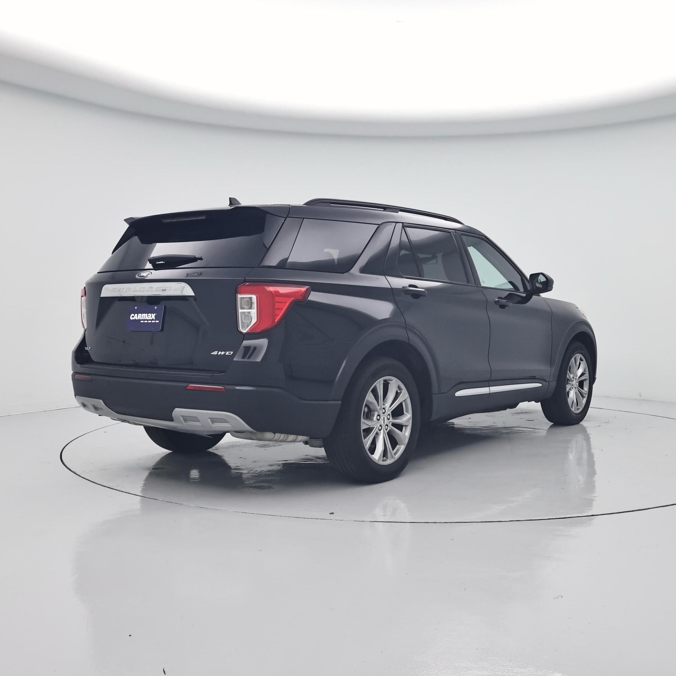 Thumbnail: 2024 Ford Explorer - 8