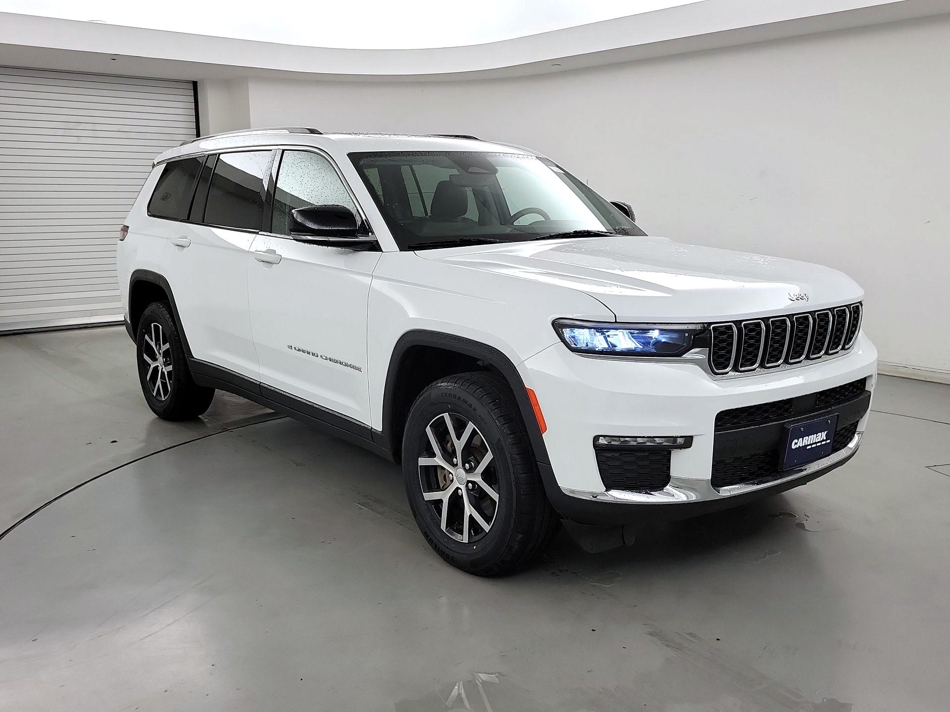Thumbnail: 2023 Jeep Grand Cherokee L - 1