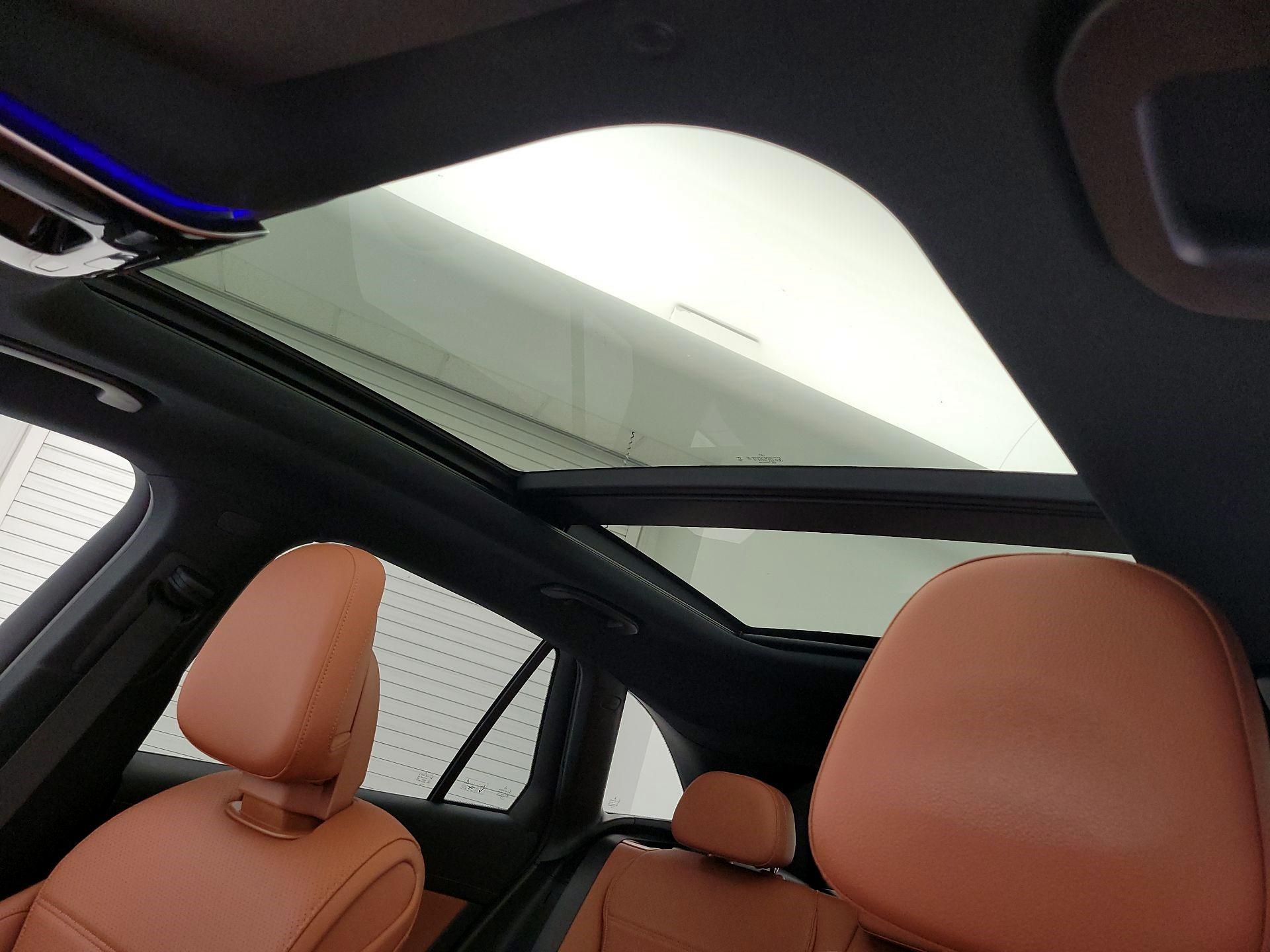 Thumbnail: 2023 Mercedes-Benz GLC - 20