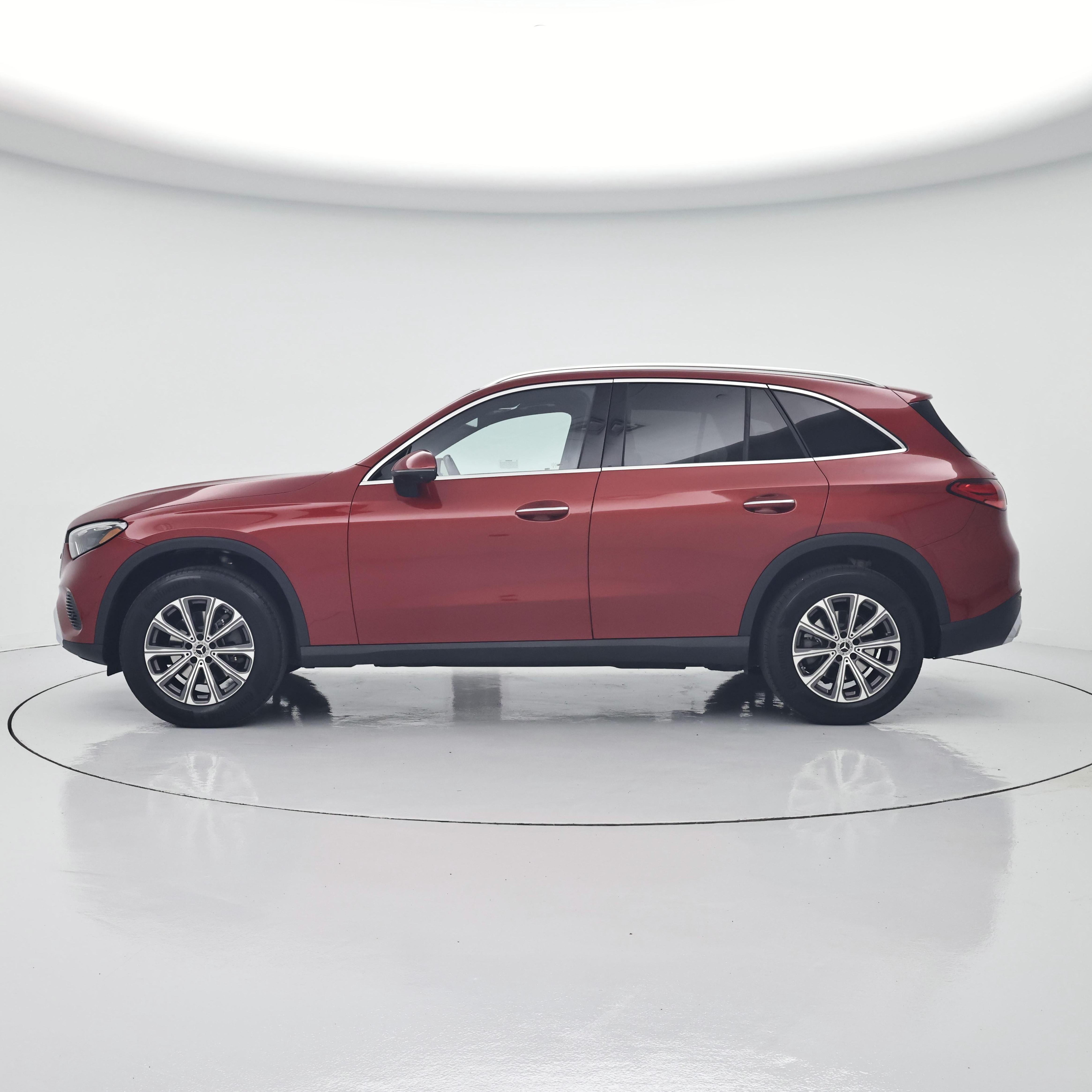 Thumbnail: 2023 Mercedes-Benz GLC - 3