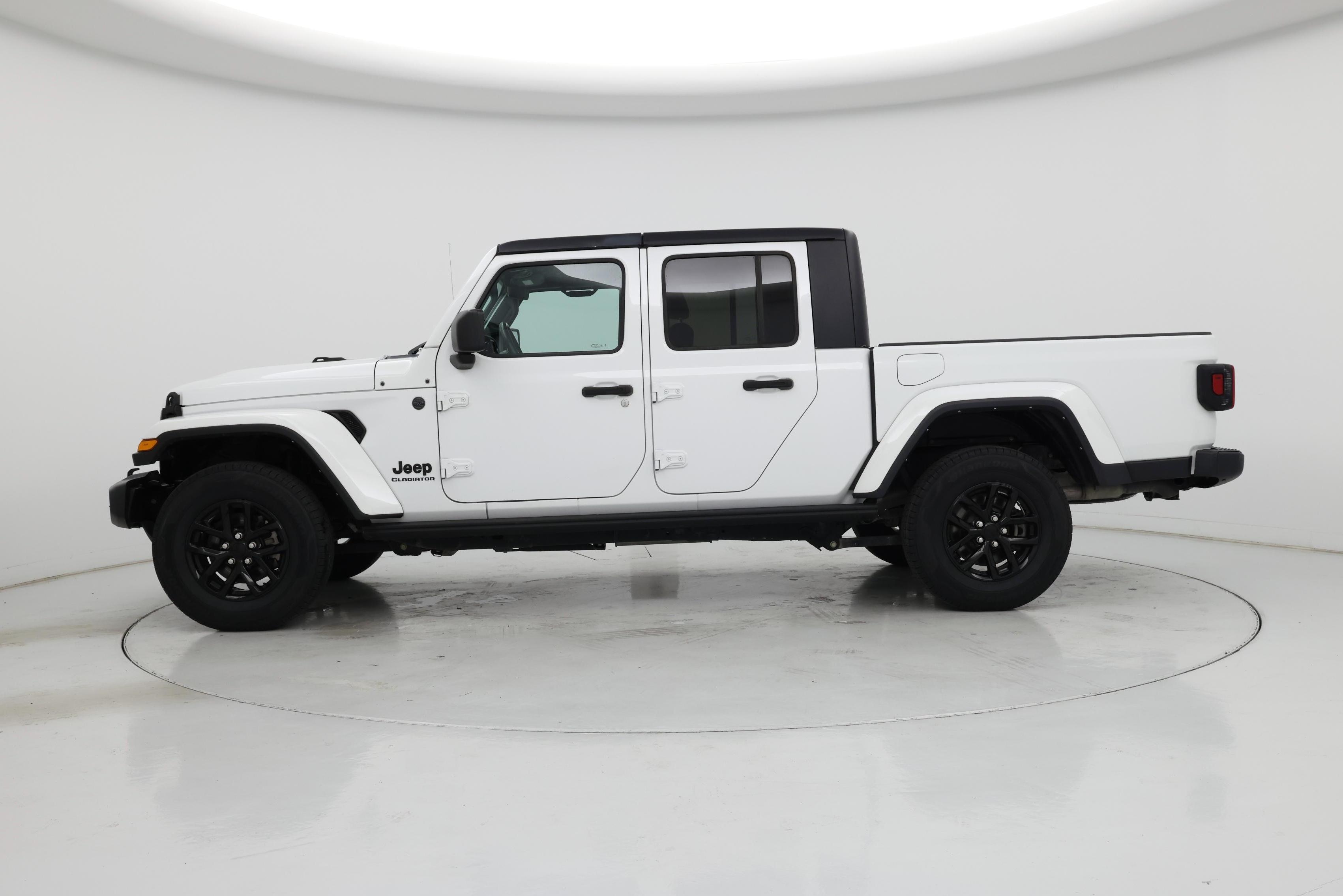 Thumbnail: 2022 Jeep Gladiator - 3
