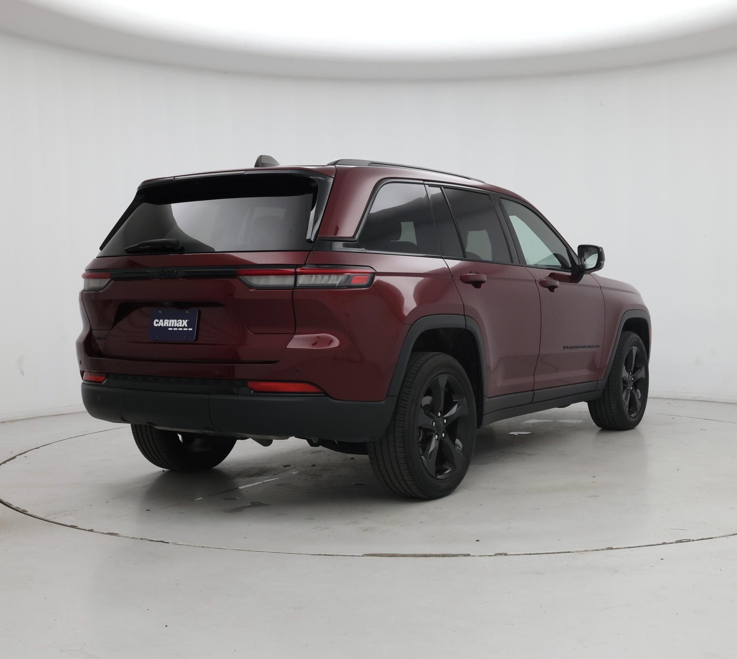 Thumbnail: 2023 Jeep Grand Cherokee - 8