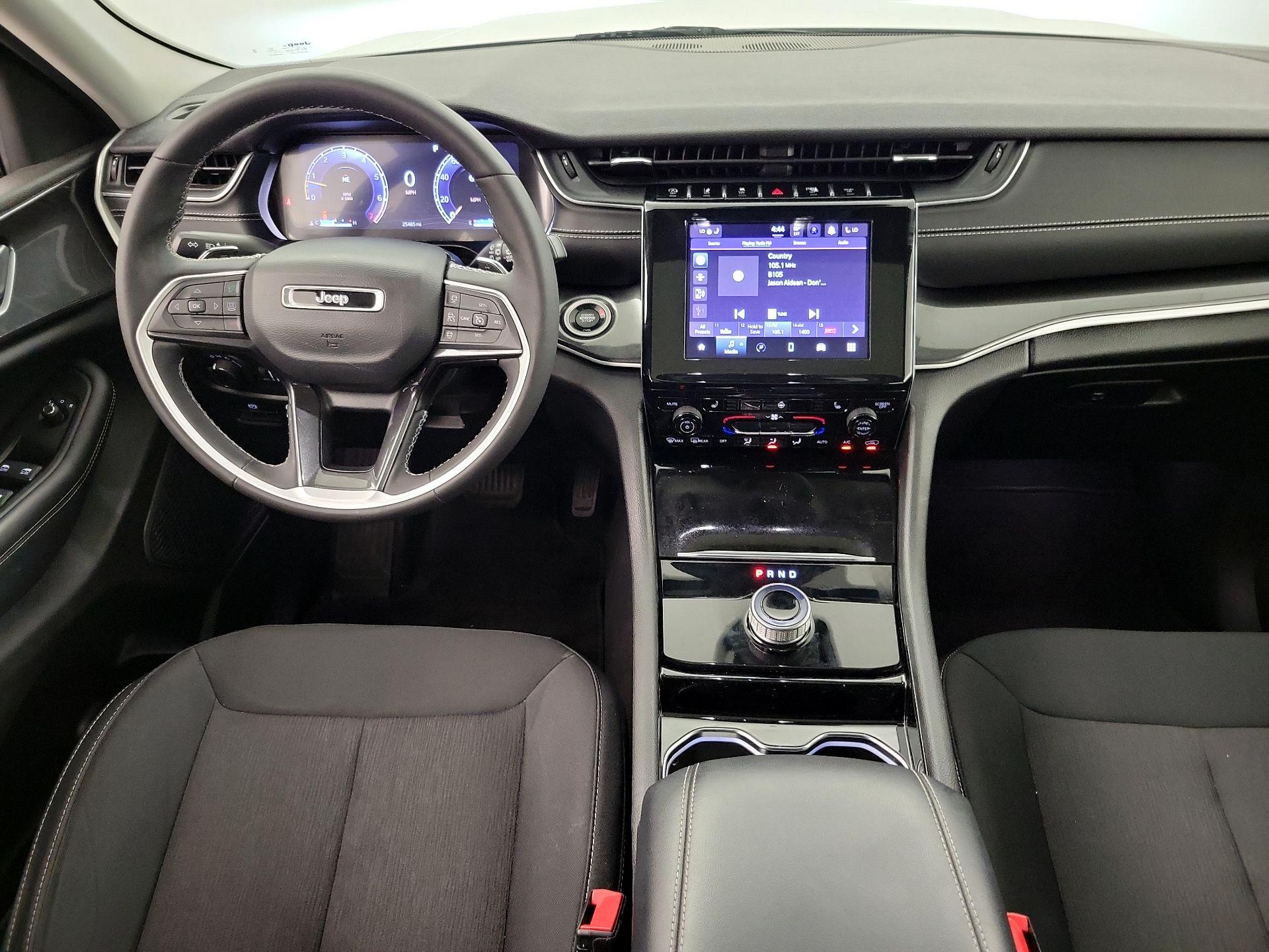 Thumbnail: 2023 Jeep Grand Cherokee - 9