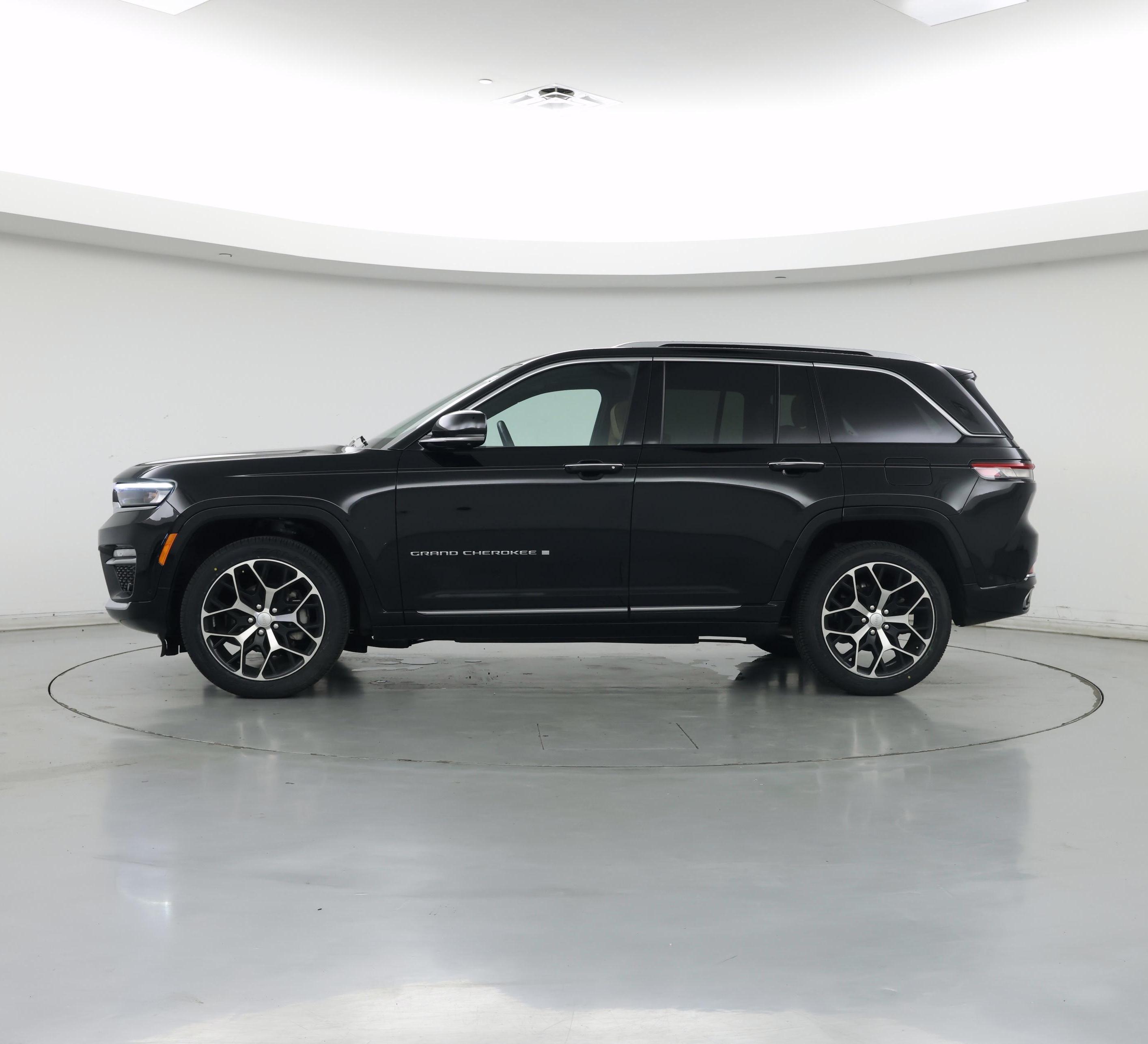 Thumbnail: 2023 Jeep Grand Cherokee - 3
