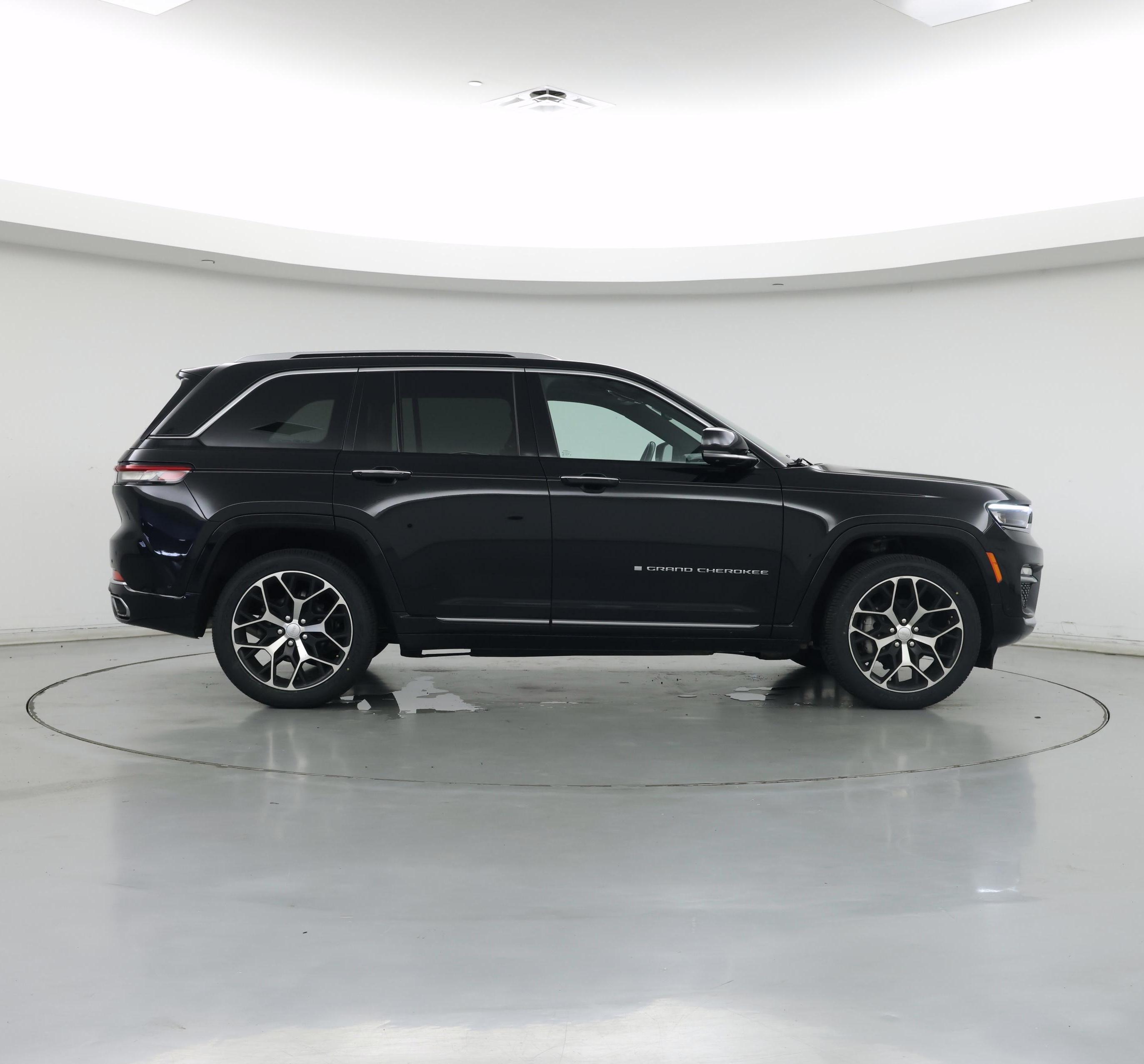 Thumbnail: 2023 Jeep Grand Cherokee - 7