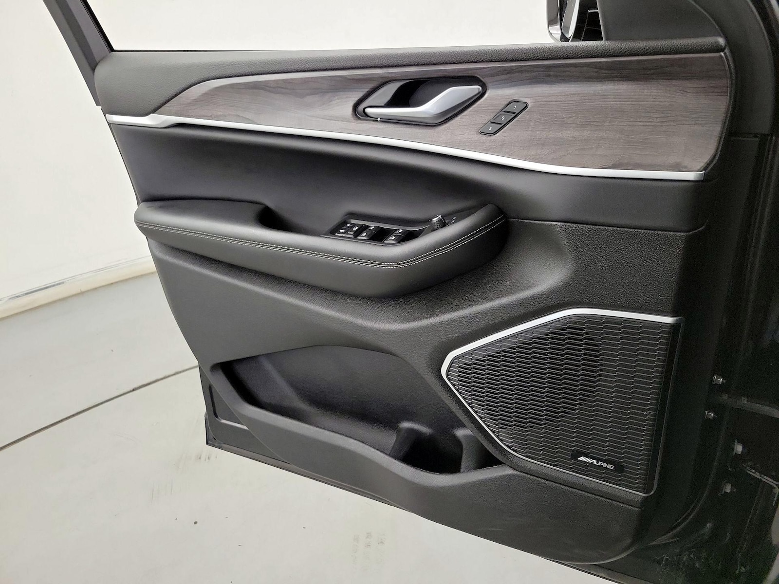 2023 Jeep Grand Cherokee Limited - Photo 13