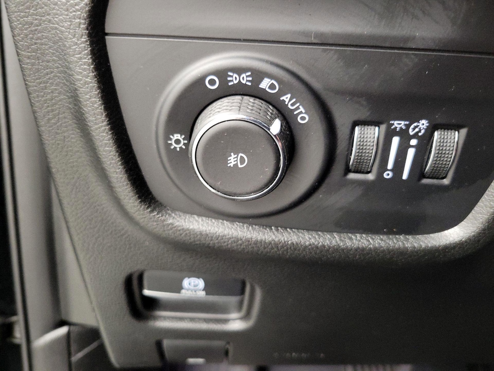 2023 Jeep Grand Cherokee Limited - Photo 14