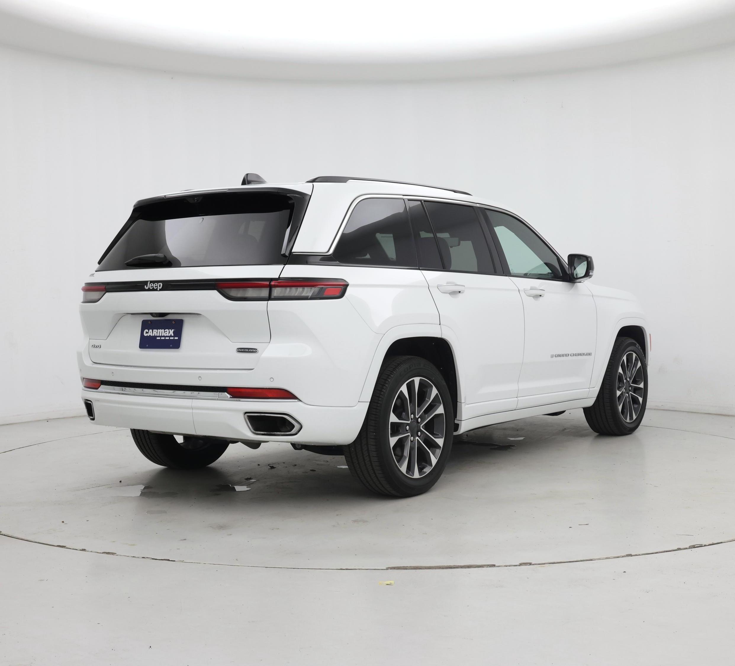 Thumbnail: 2023 Jeep Grand Cherokee - 8