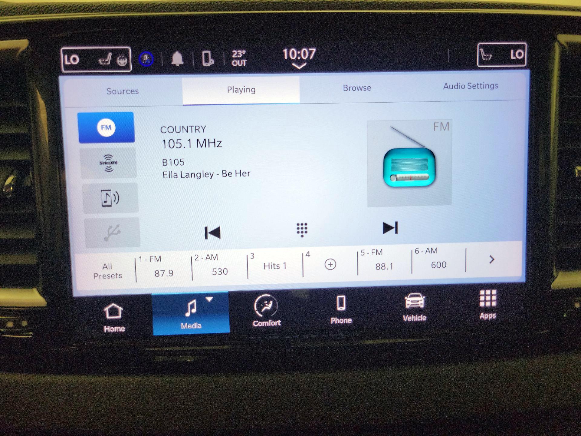 Thumbnail: 2023 Chrysler Pacifica - 15
