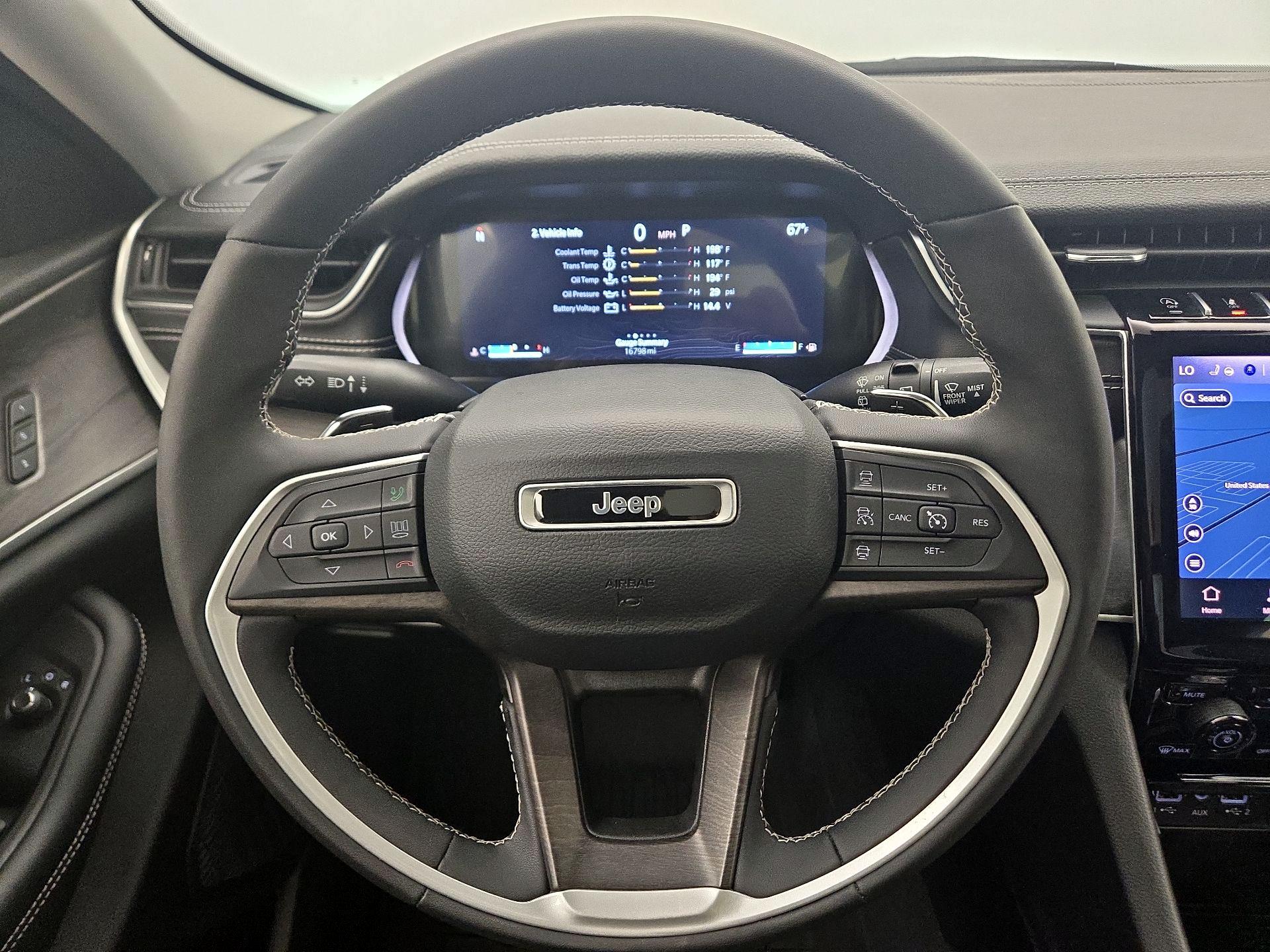 Thumbnail: 2023 Jeep Grand Cherokee - 10