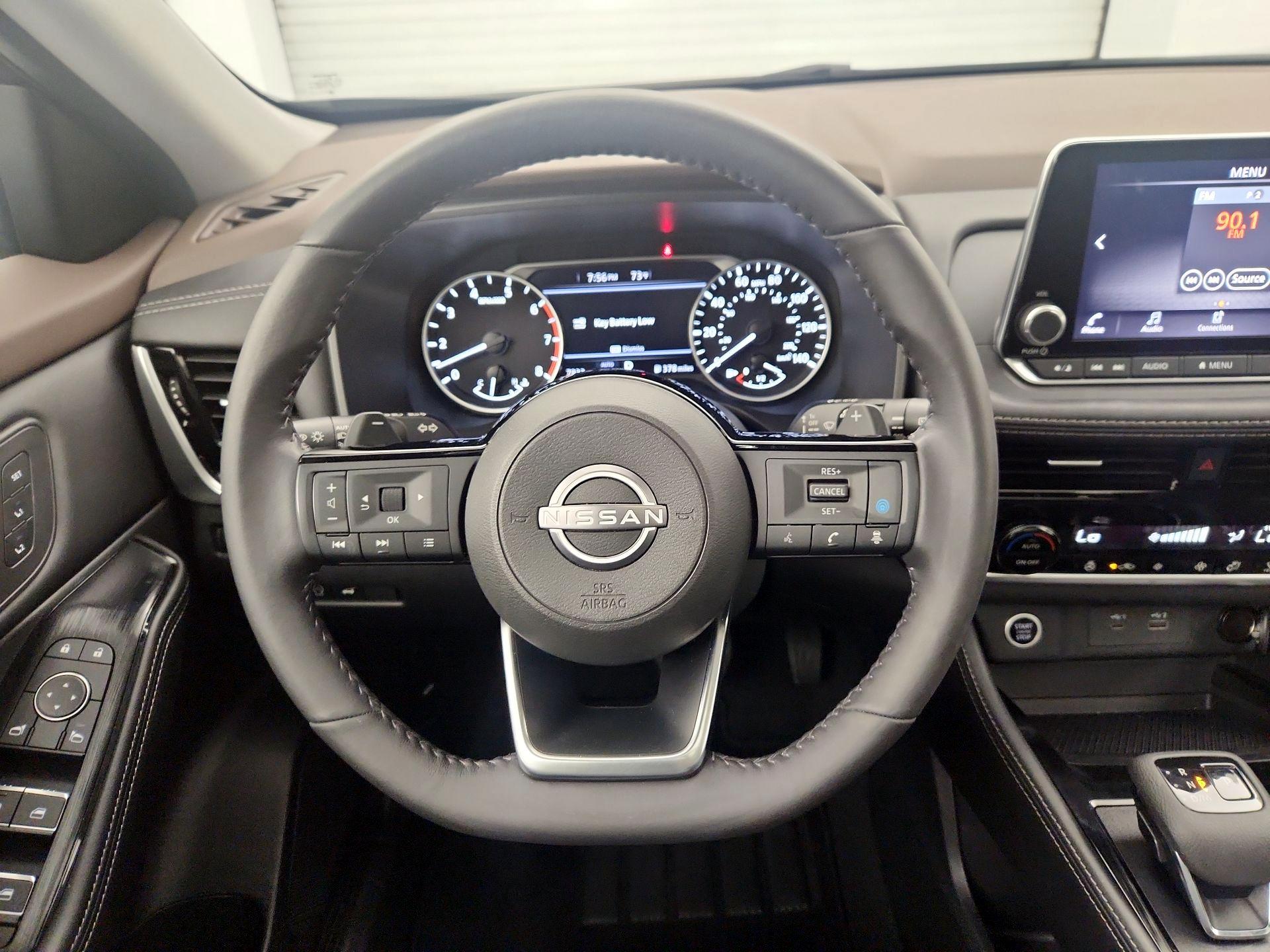 Thumbnail: 2023 Nissan Rogue - 10