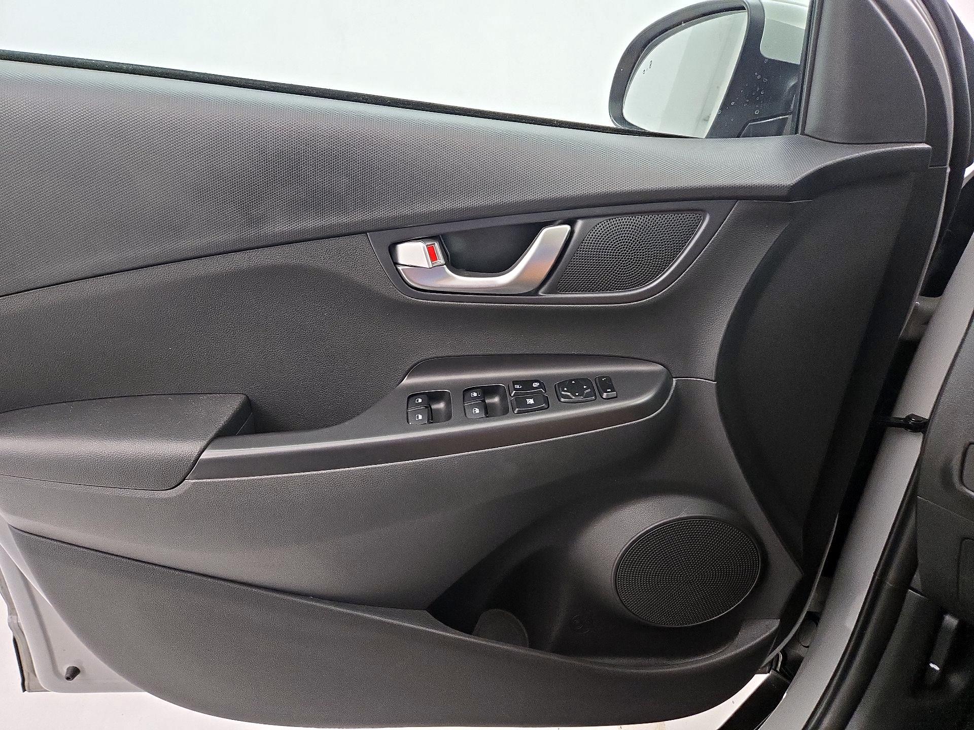 Thumbnail: 2023 Hyundai Kona - 12