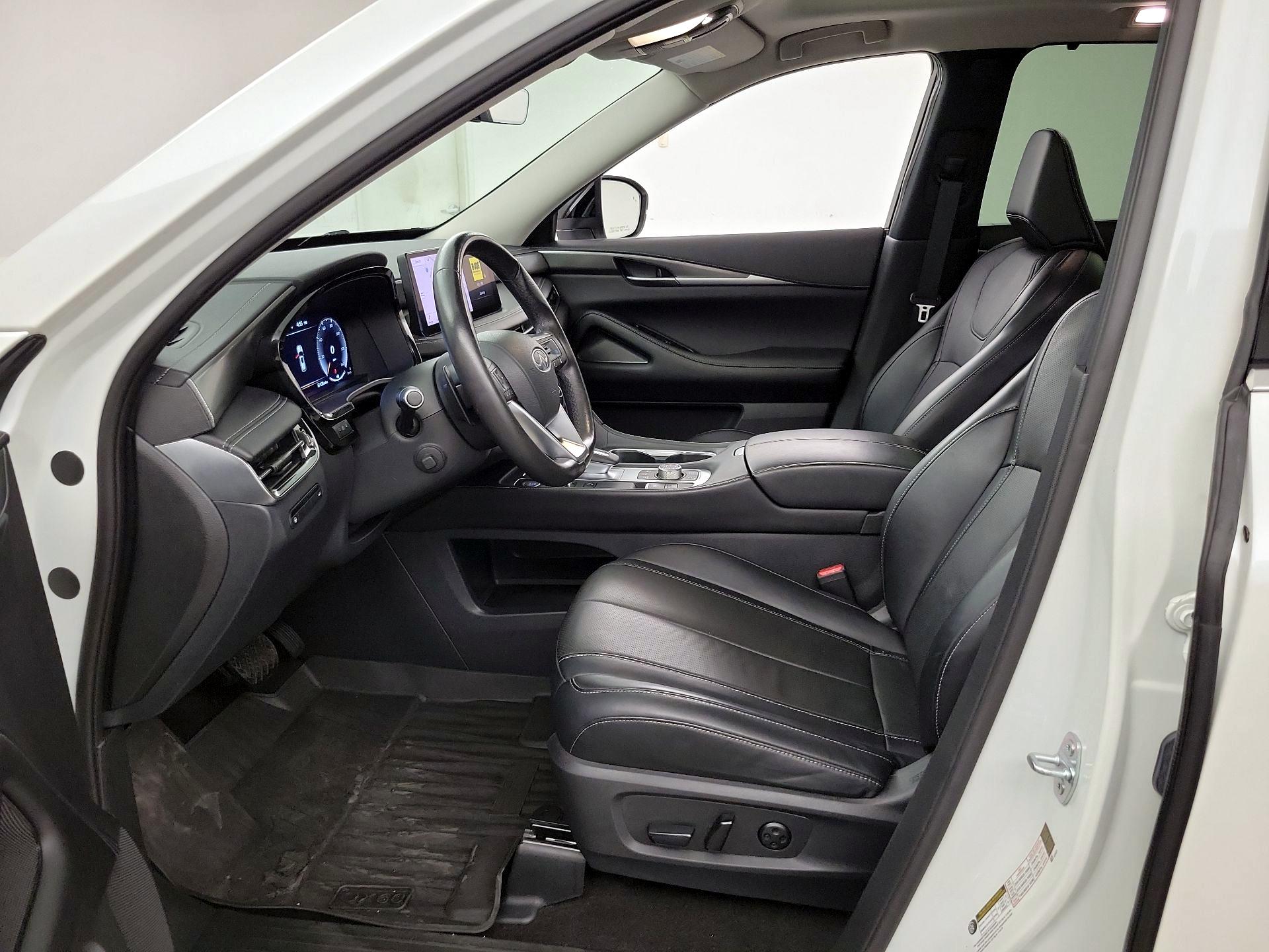 Thumbnail: 2023 INFINITI QX60 - 11