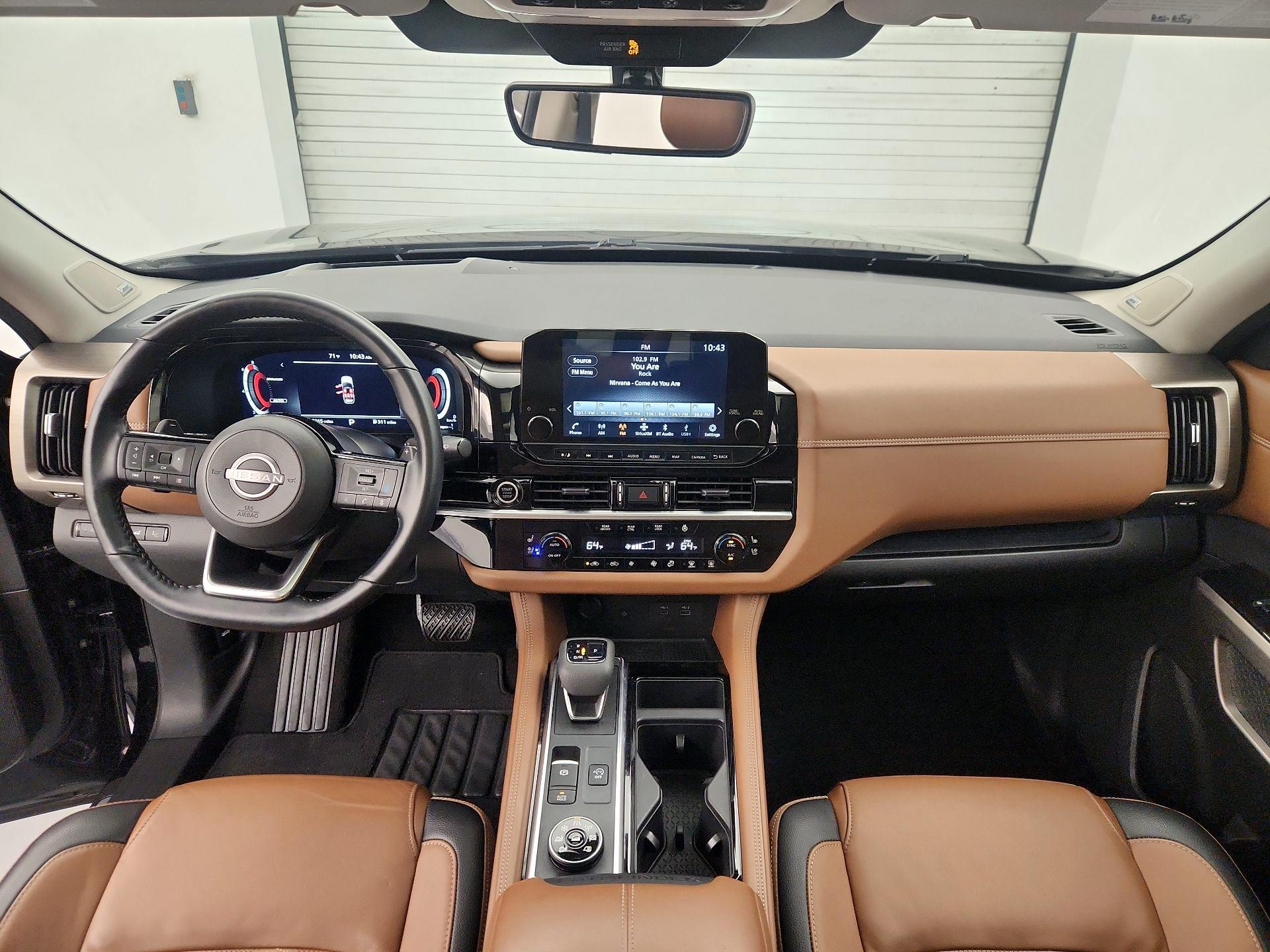 Thumbnail: 2023 Nissan Pathfinder - 9