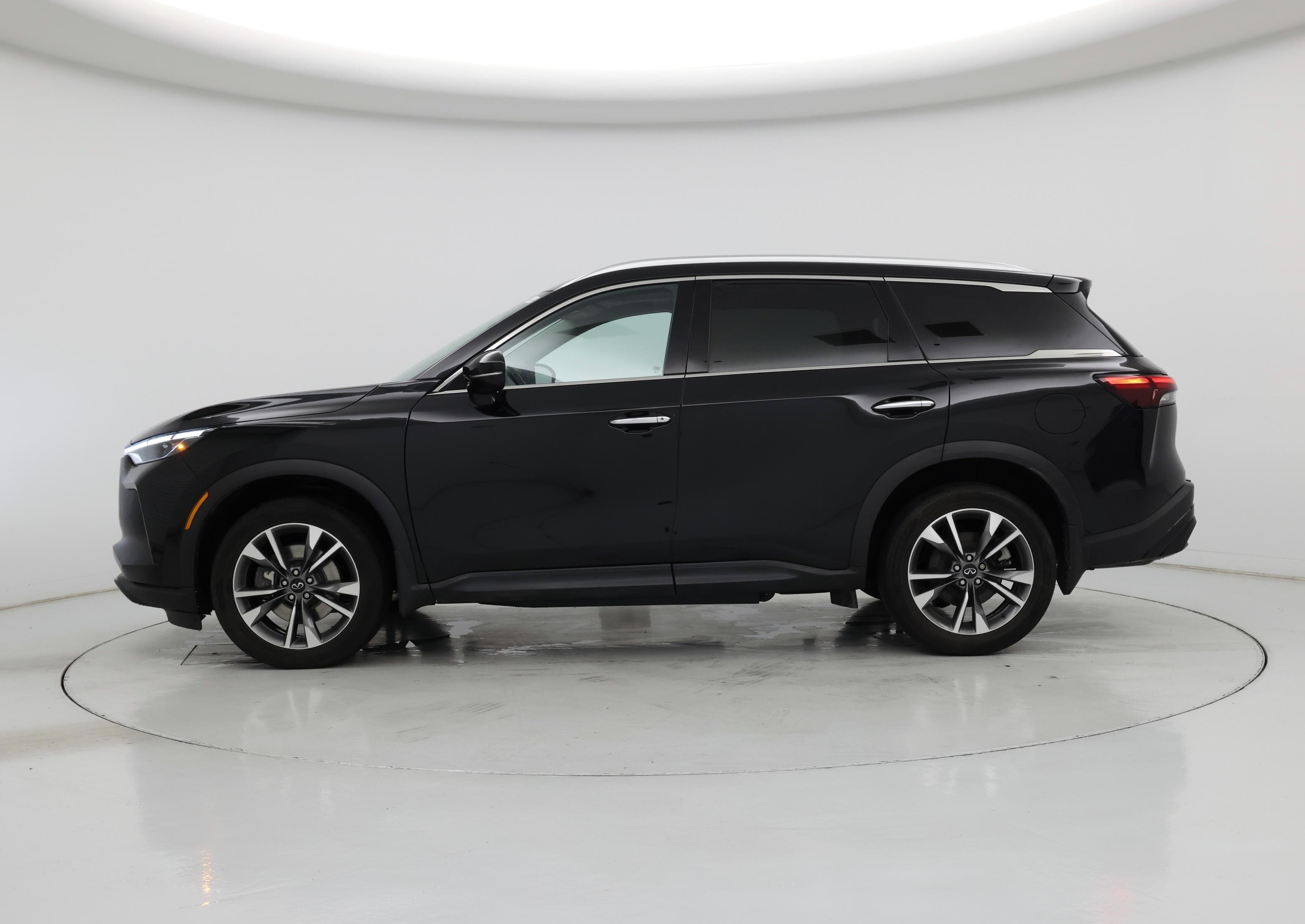 Thumbnail: 2023 INFINITI QX60 - 3