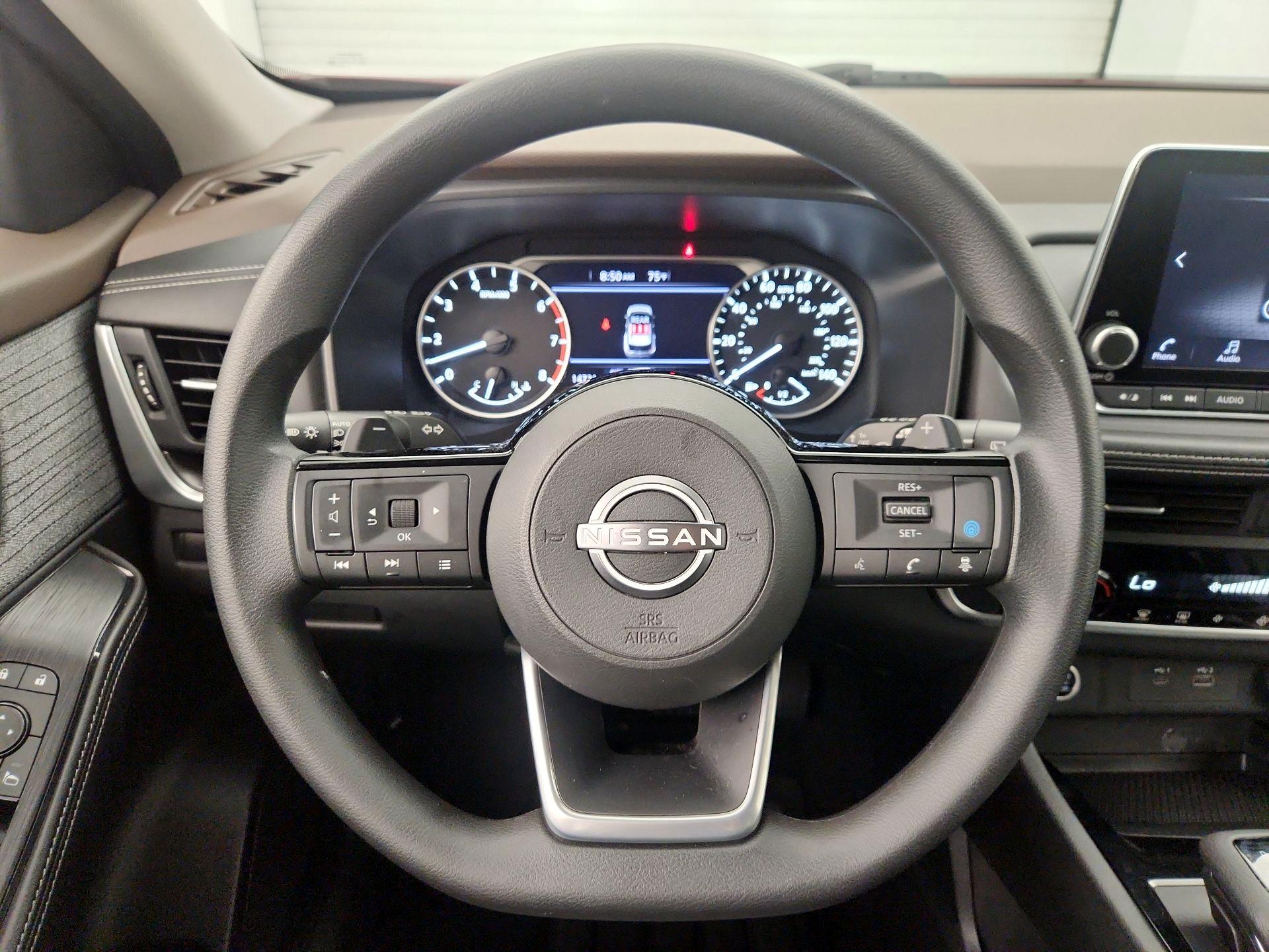 Thumbnail: 2023 Nissan Rogue - 10