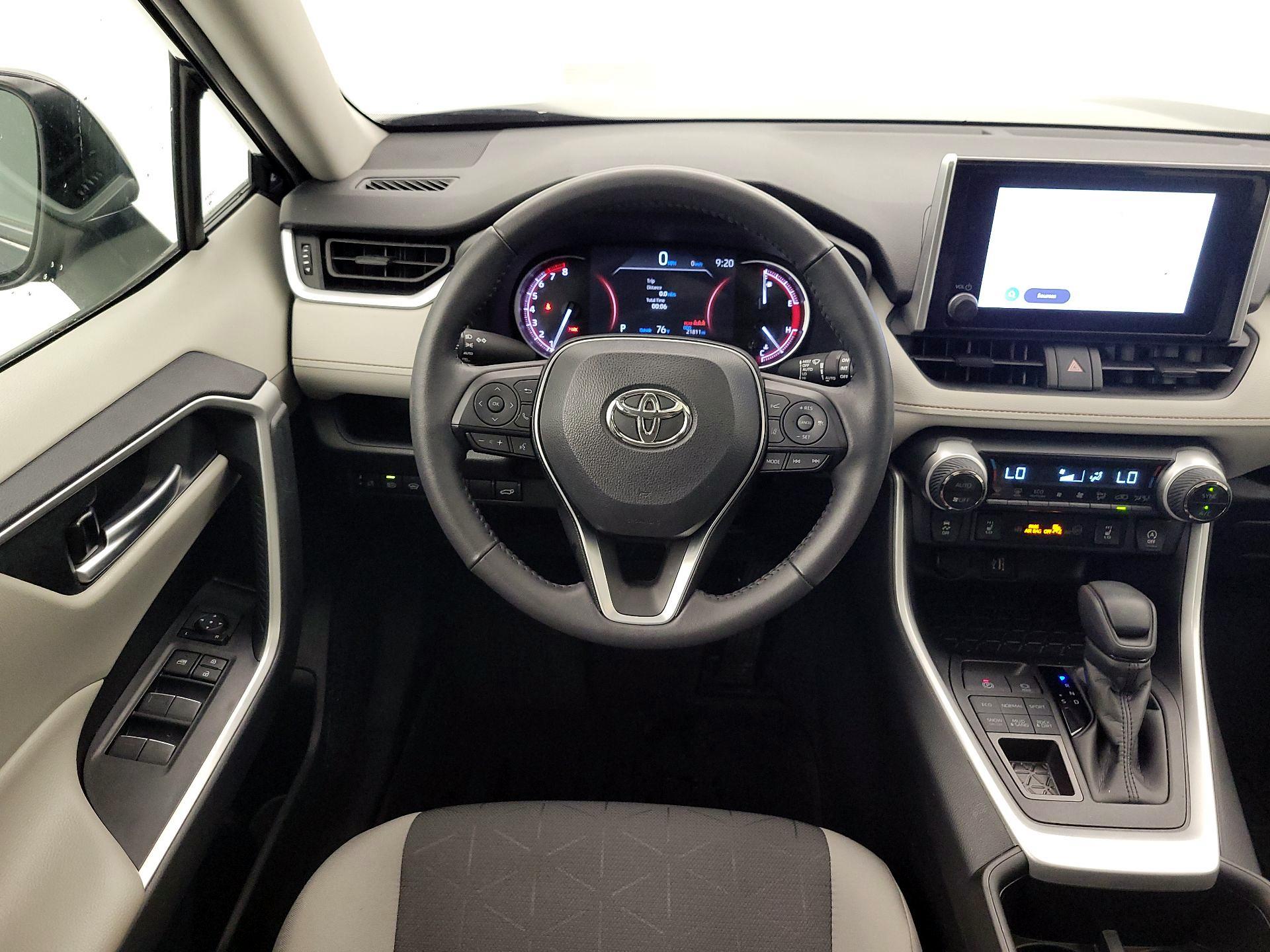 Thumbnail: 2024 Toyota RAV4 - 10