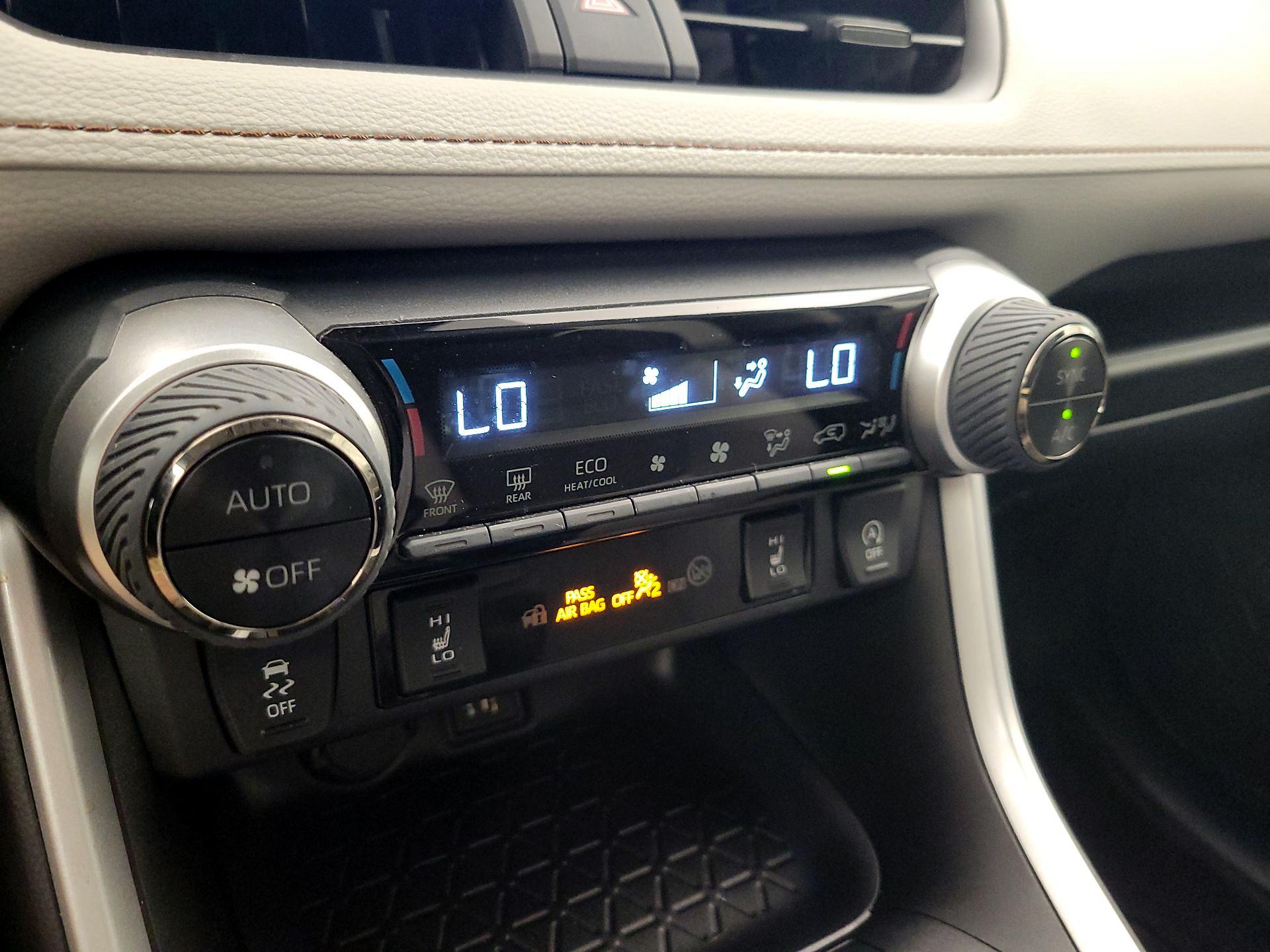 Thumbnail: 2024 Toyota RAV4 - 16