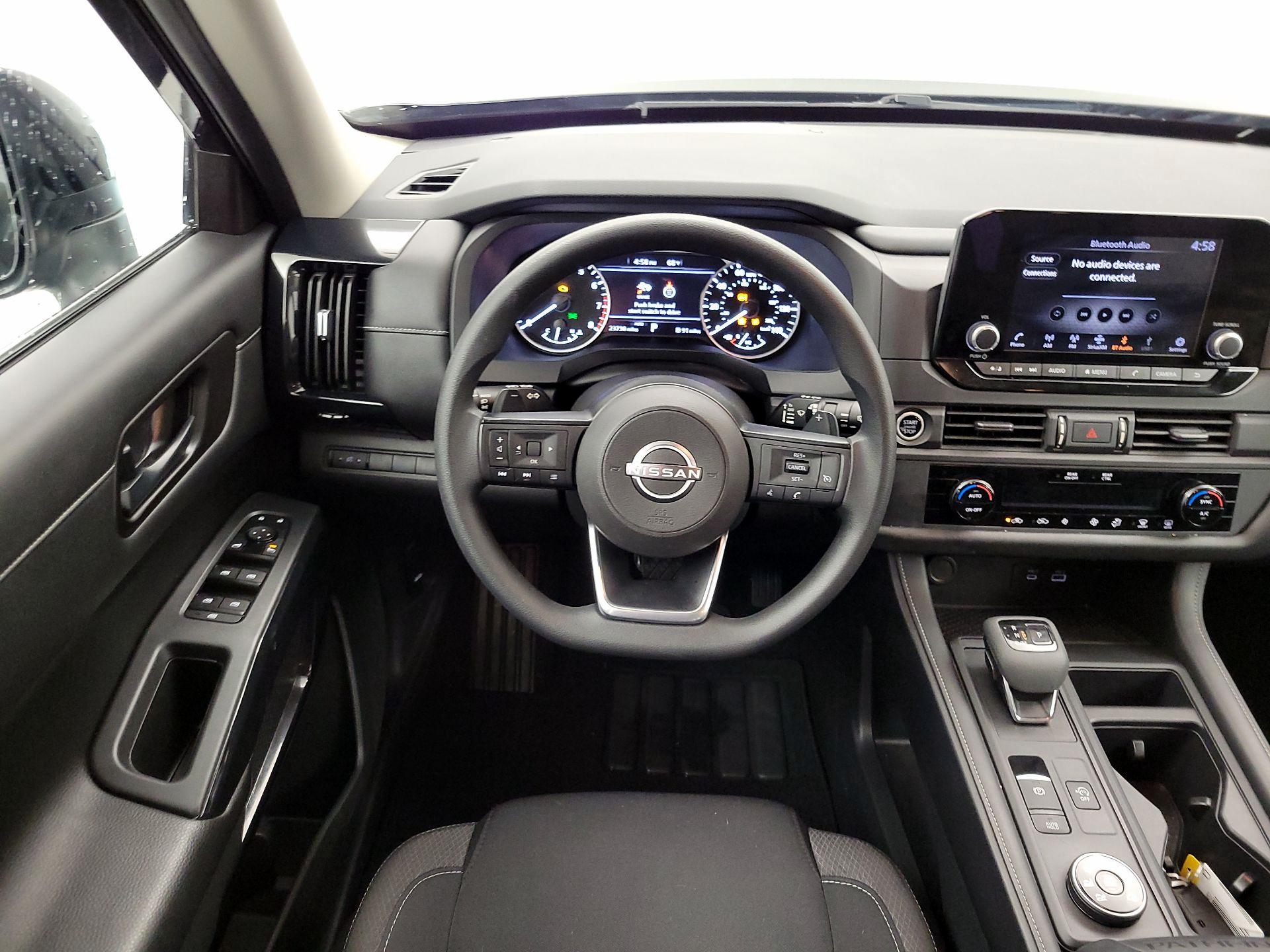 Thumbnail: 2023 Nissan Pathfinder - 10