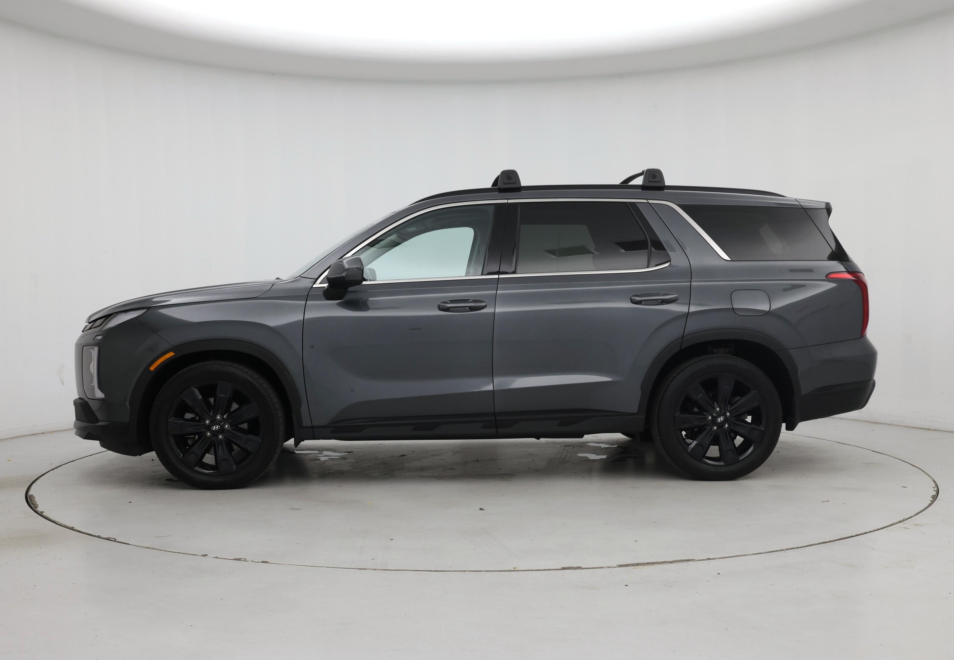 Thumbnail: 2023 Hyundai Palisade - 3