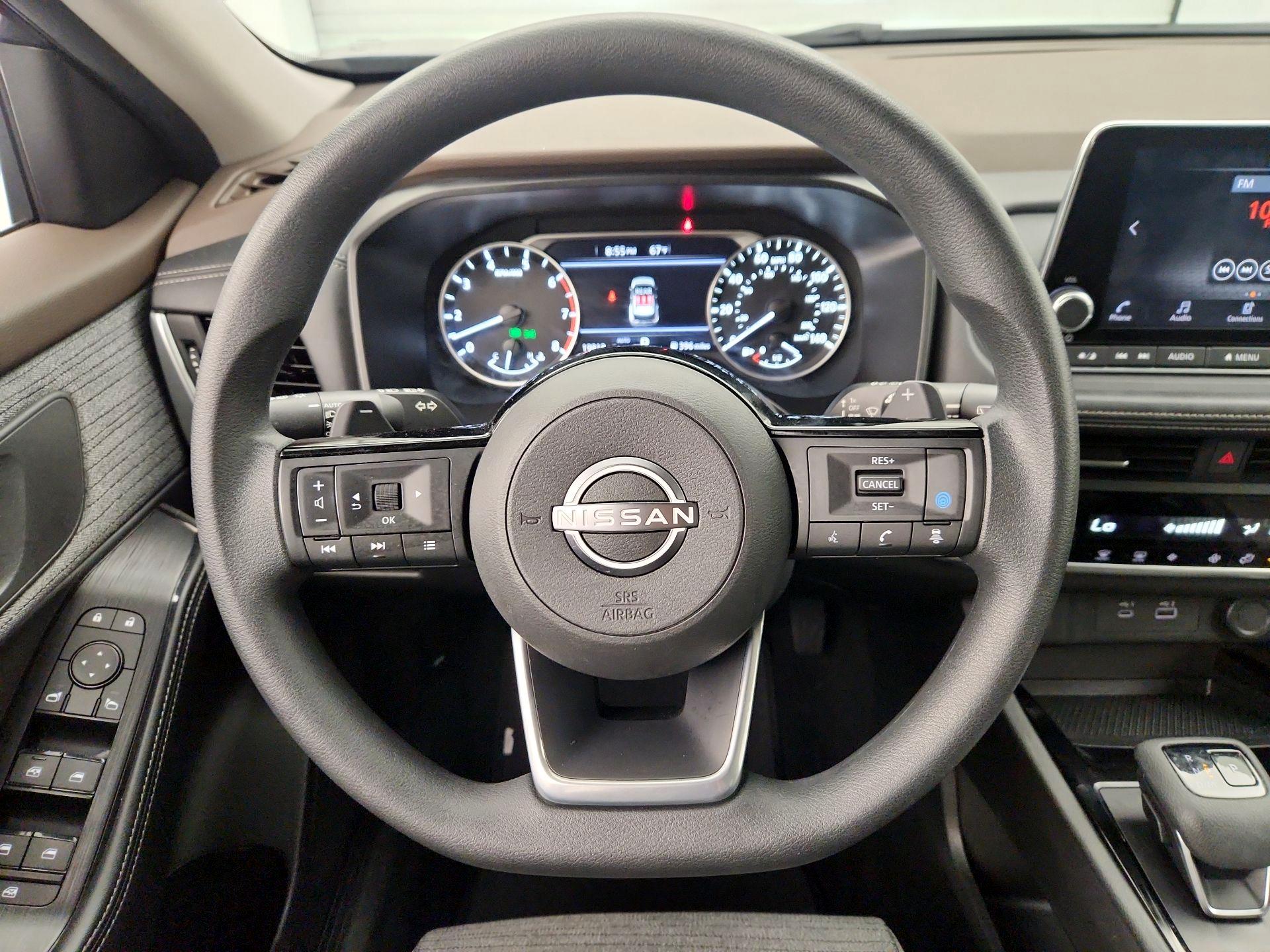 Thumbnail: 2023 Nissan Rogue - 10