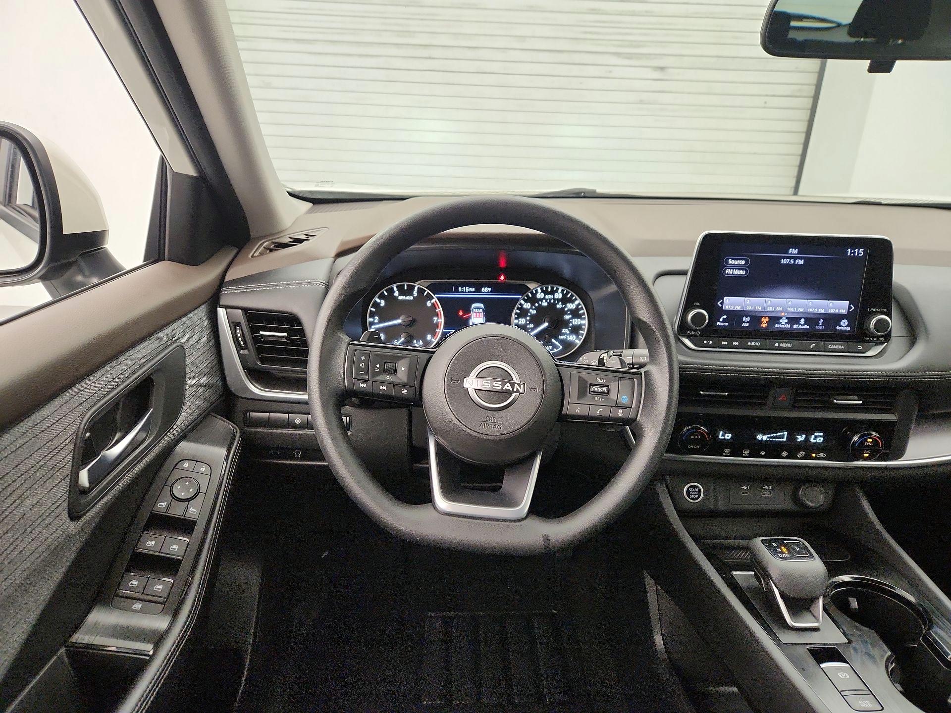 Thumbnail: 2023 Nissan Rogue - 10