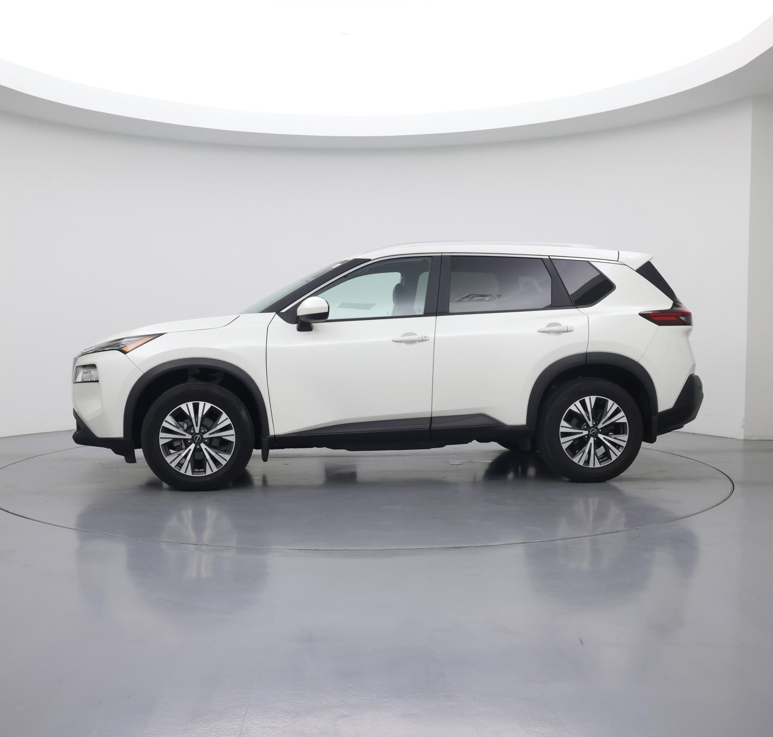 Thumbnail: 2023 Nissan Rogue - 3