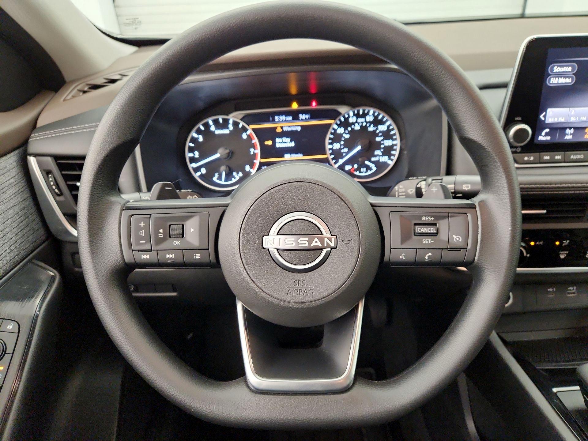 Thumbnail: 2023 Nissan Rogue - 10