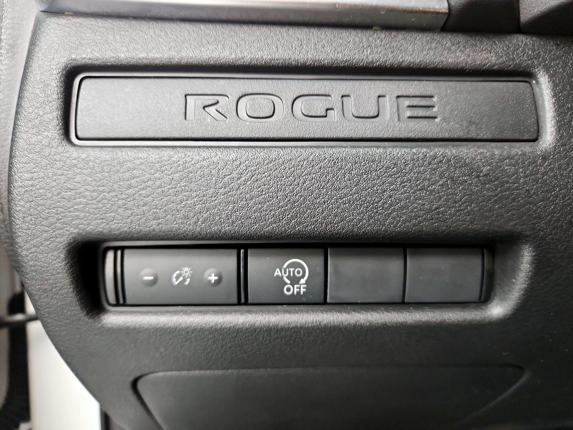 Thumbnail: 2023 Nissan Rogue - 13